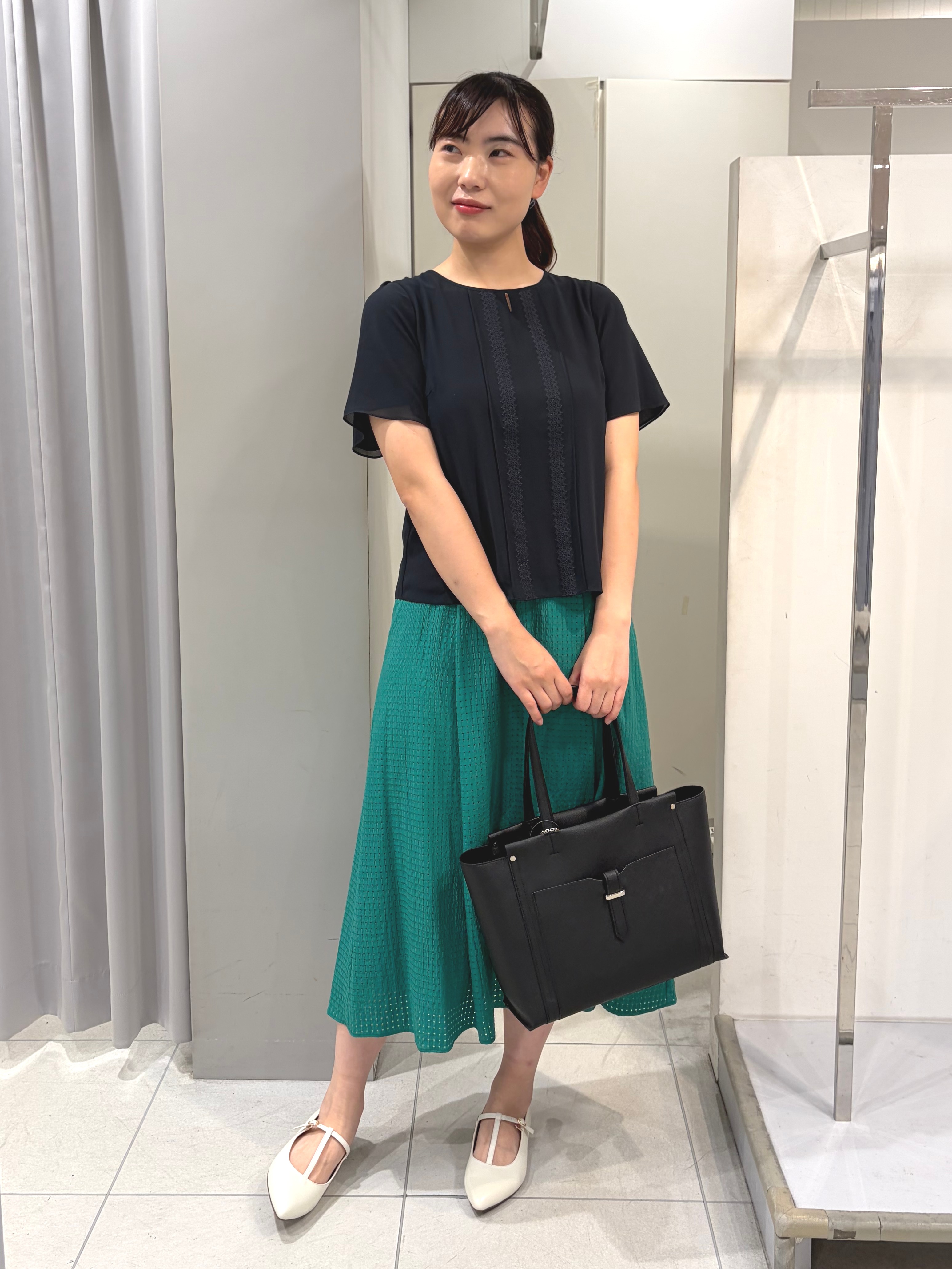 AZUSAさんの「Reflect｜【UVカット／接触冷感】五分袖シフォンブラウス」を使ったコーディネート
