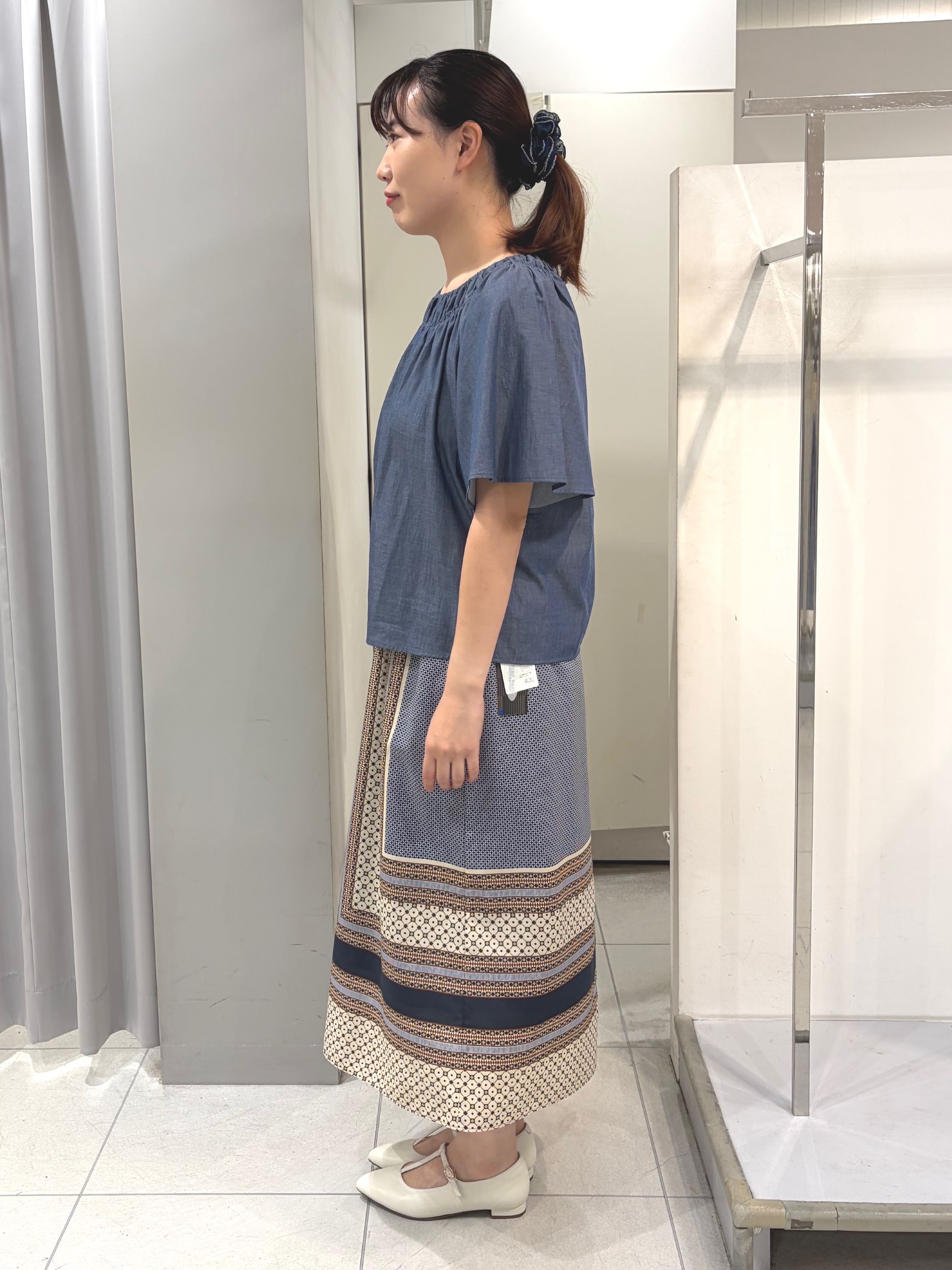 AZUSAさんの「Reflect｜ネックギャザーデザインブラウス」を使ったコーディネート