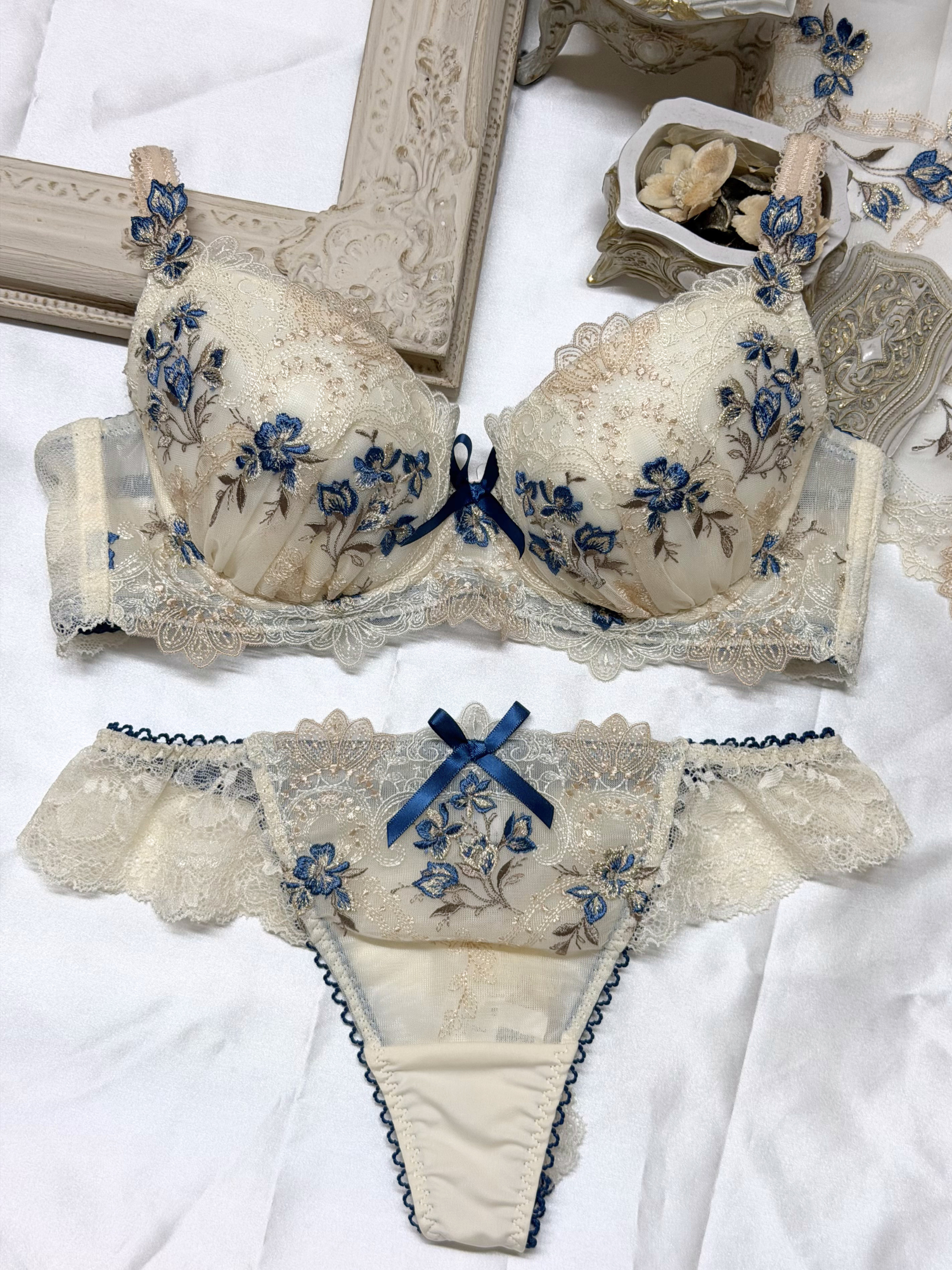 cocoさんの「Risa Magli｜アルベルタ ブラジャー (B-C) ＜N Make Type＞」を使ったコーディネート
