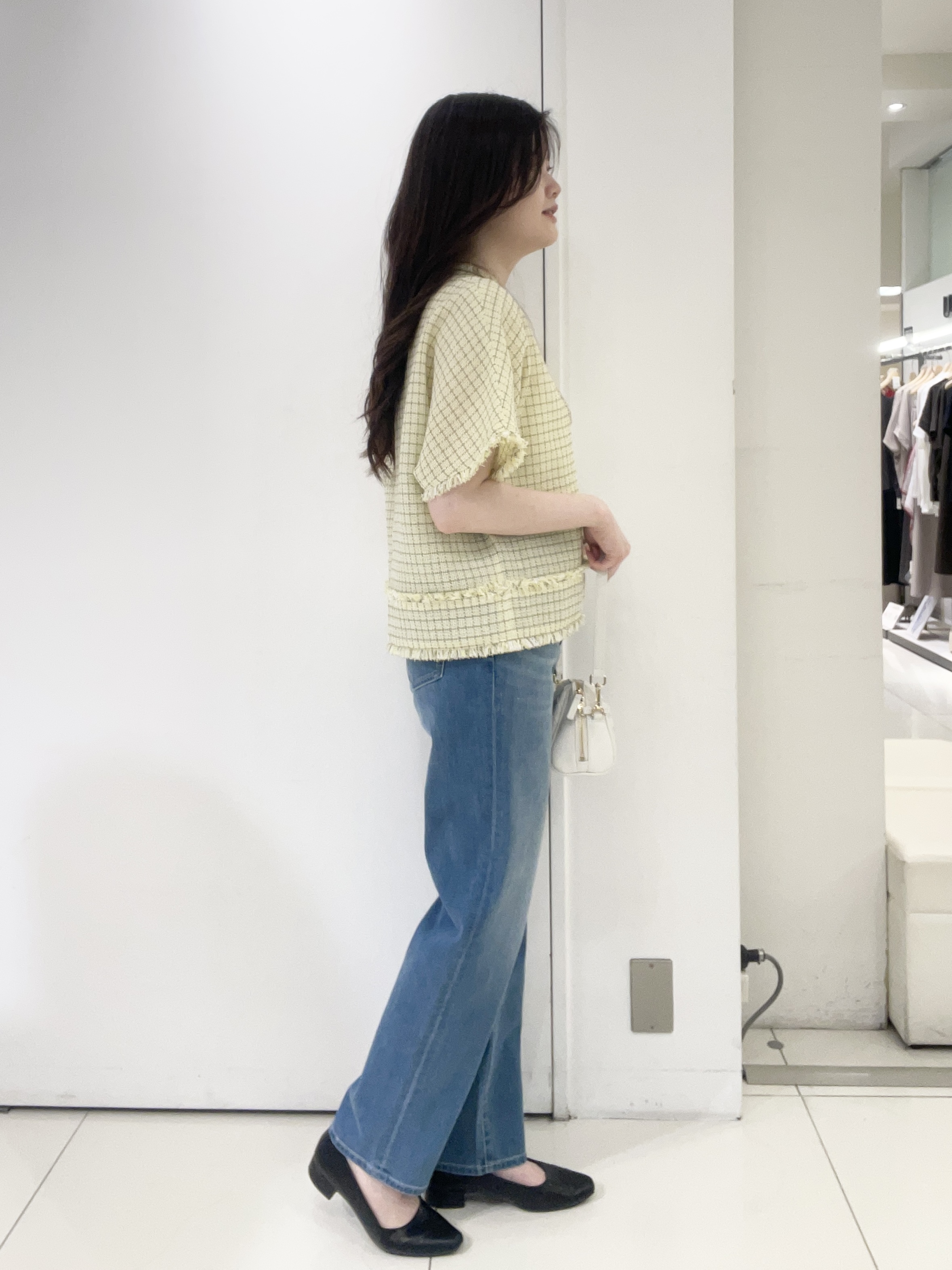 moeさんの「UNTITLED｜ファンシーツイードブラウス」を使ったコーディネート