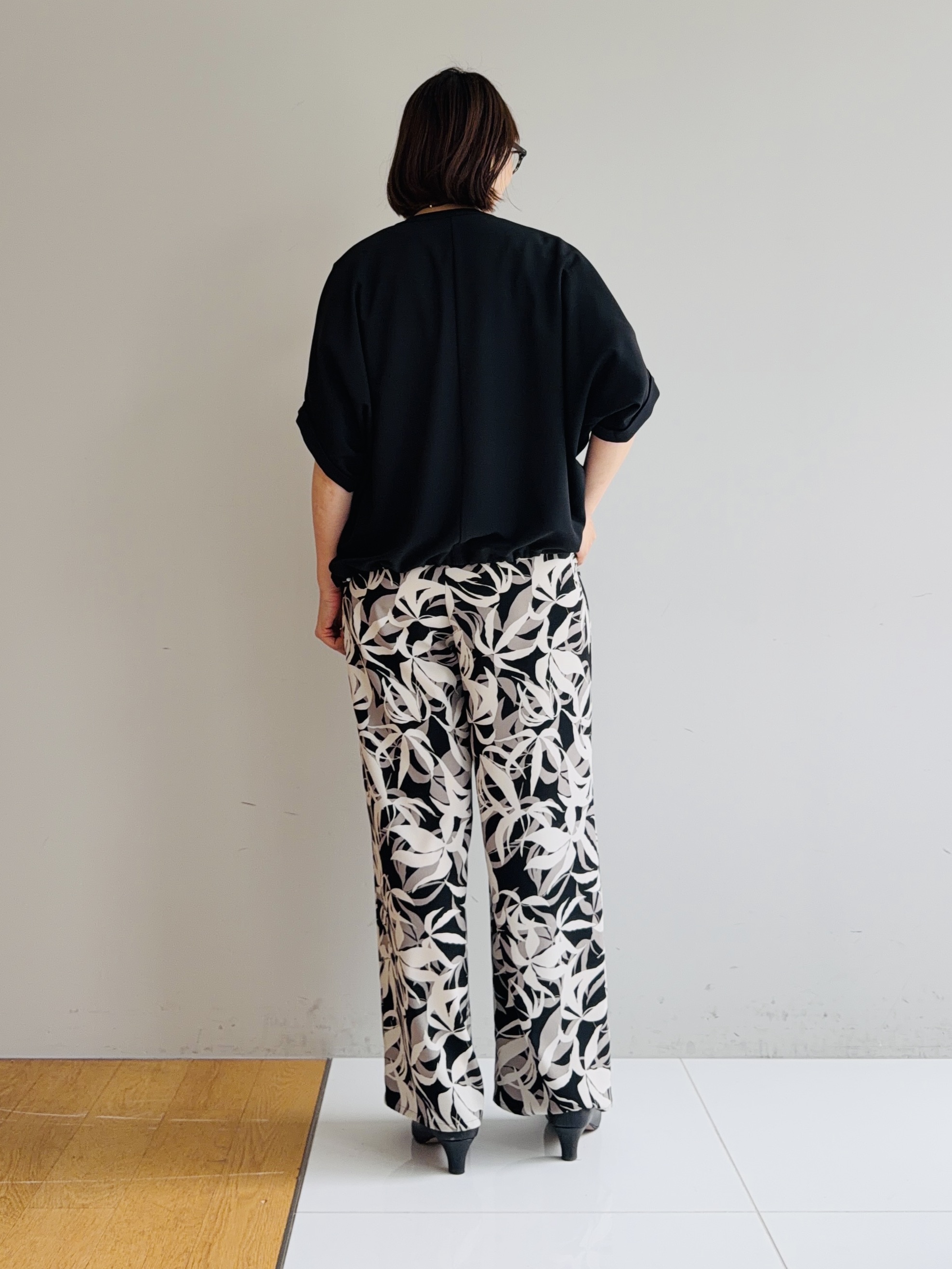 murayamaさんの「INDIVI｜【着る日傘】ドルマンフォルムブルゾン」を使ったコーディネート