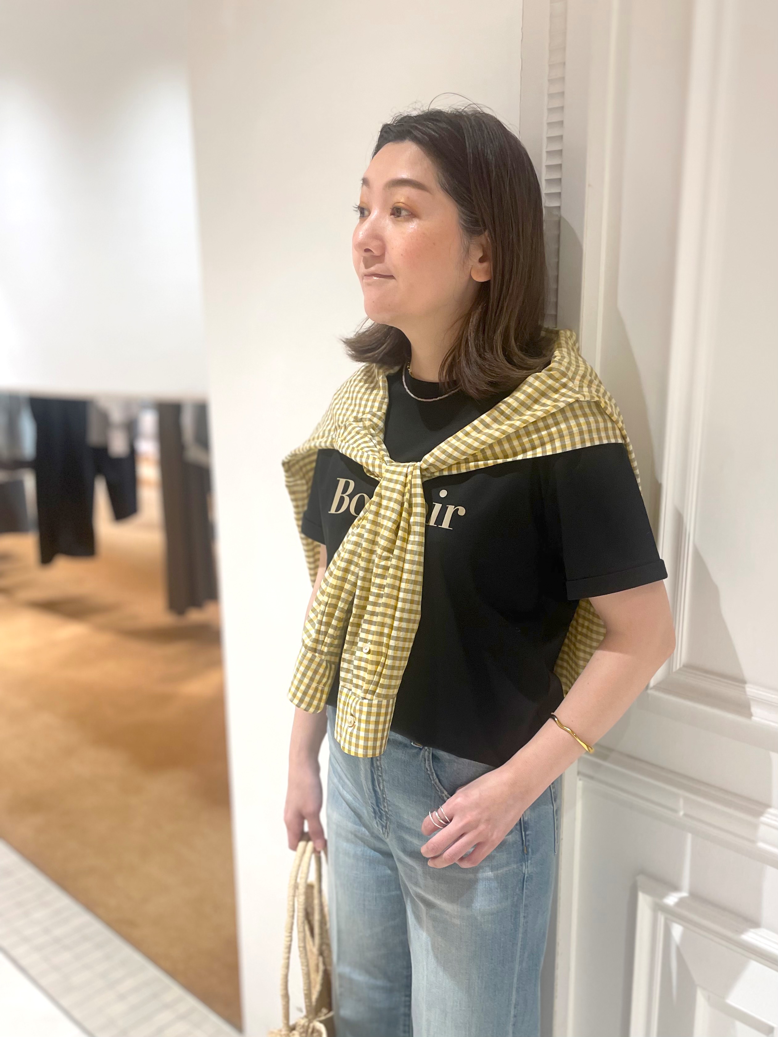 makiさんの「DRESSTERIOR｜【接触冷感／抗菌防臭／消臭】アイスクリアコットン Bonsoir ロゴTシャツ」を使ったコーディネート