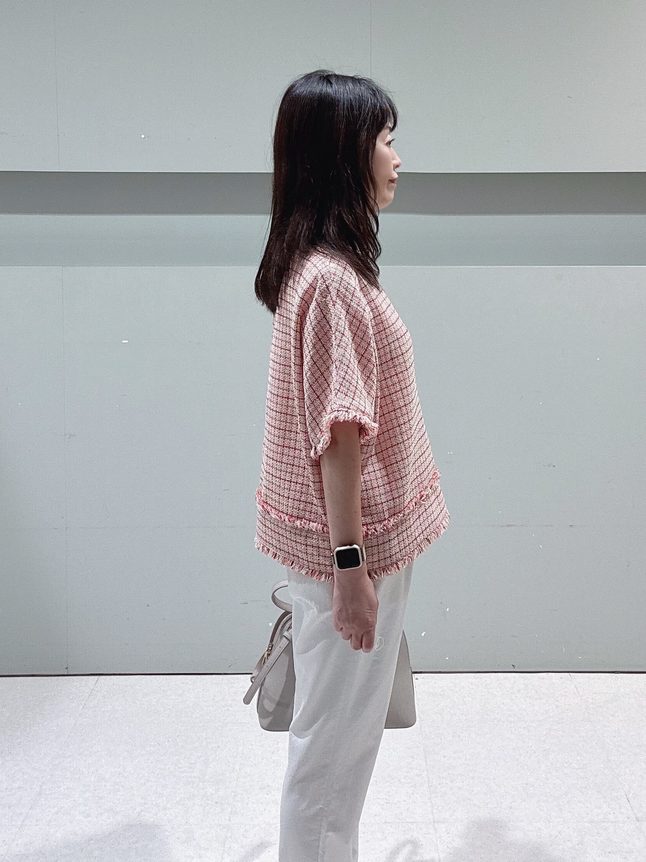 makiさんの「UNTITLED｜ファンシーツイードブラウス」を使ったコーディネート