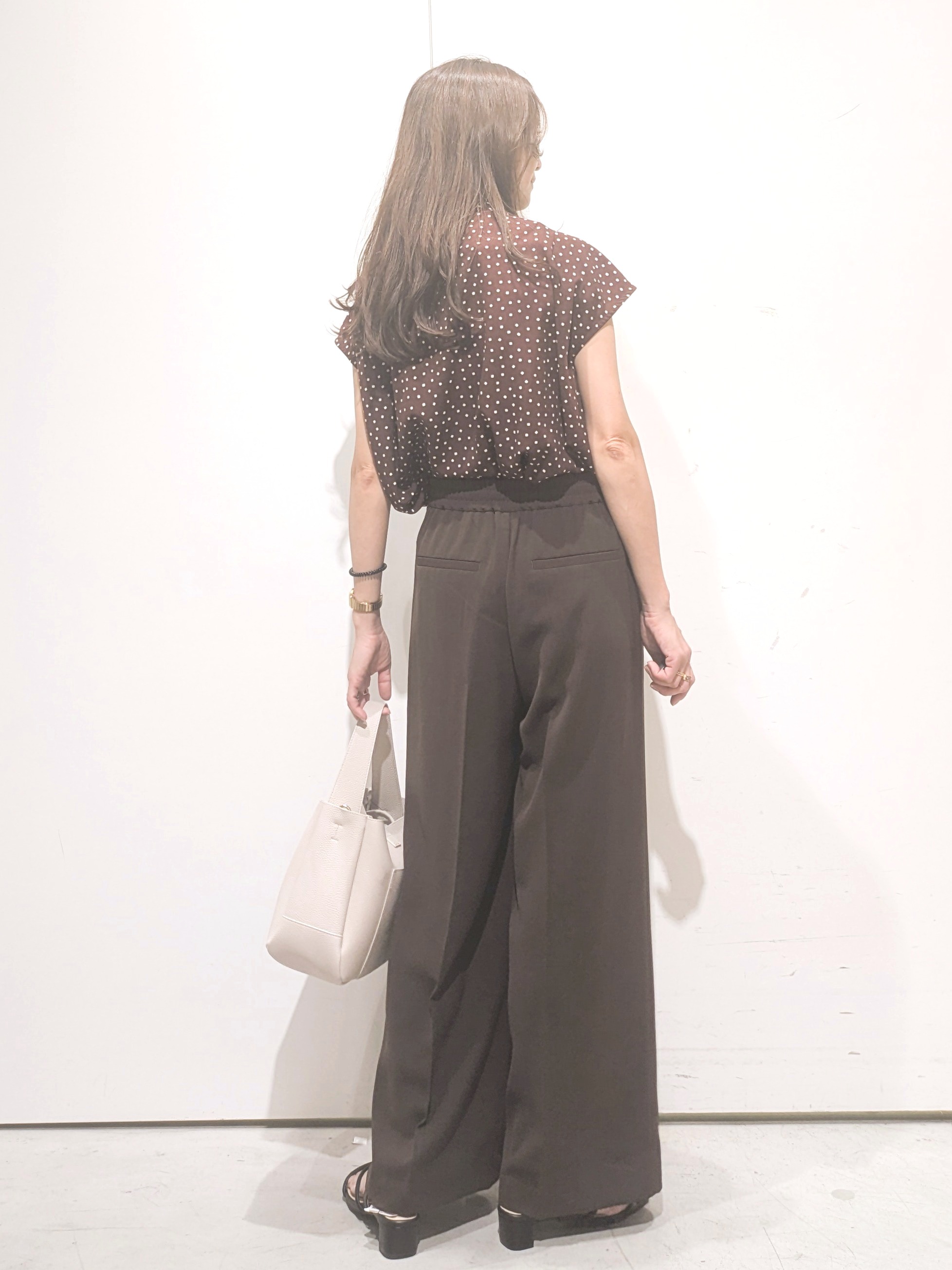 machiさんの「OPAQUE.CLIP｜ドットボウタイブラウス【洗濯機OK】」を使ったコーディネート