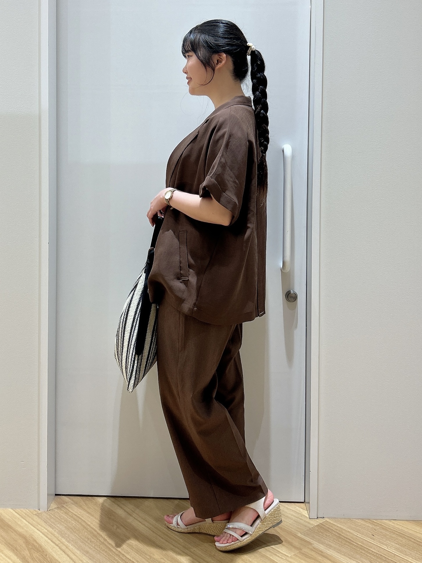 みいさんの「grove｜【洗濯機OK・ひんやり/SETUP可】シワになりにくいハーフスリーブジャケット」を使ったコーディネート