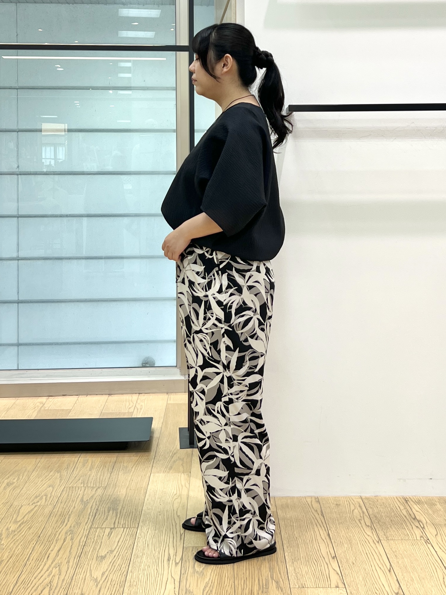 shimaさんの「INDIVI｜【華奢見え】ジャカード ドルマントップス」を使ったコーディネート