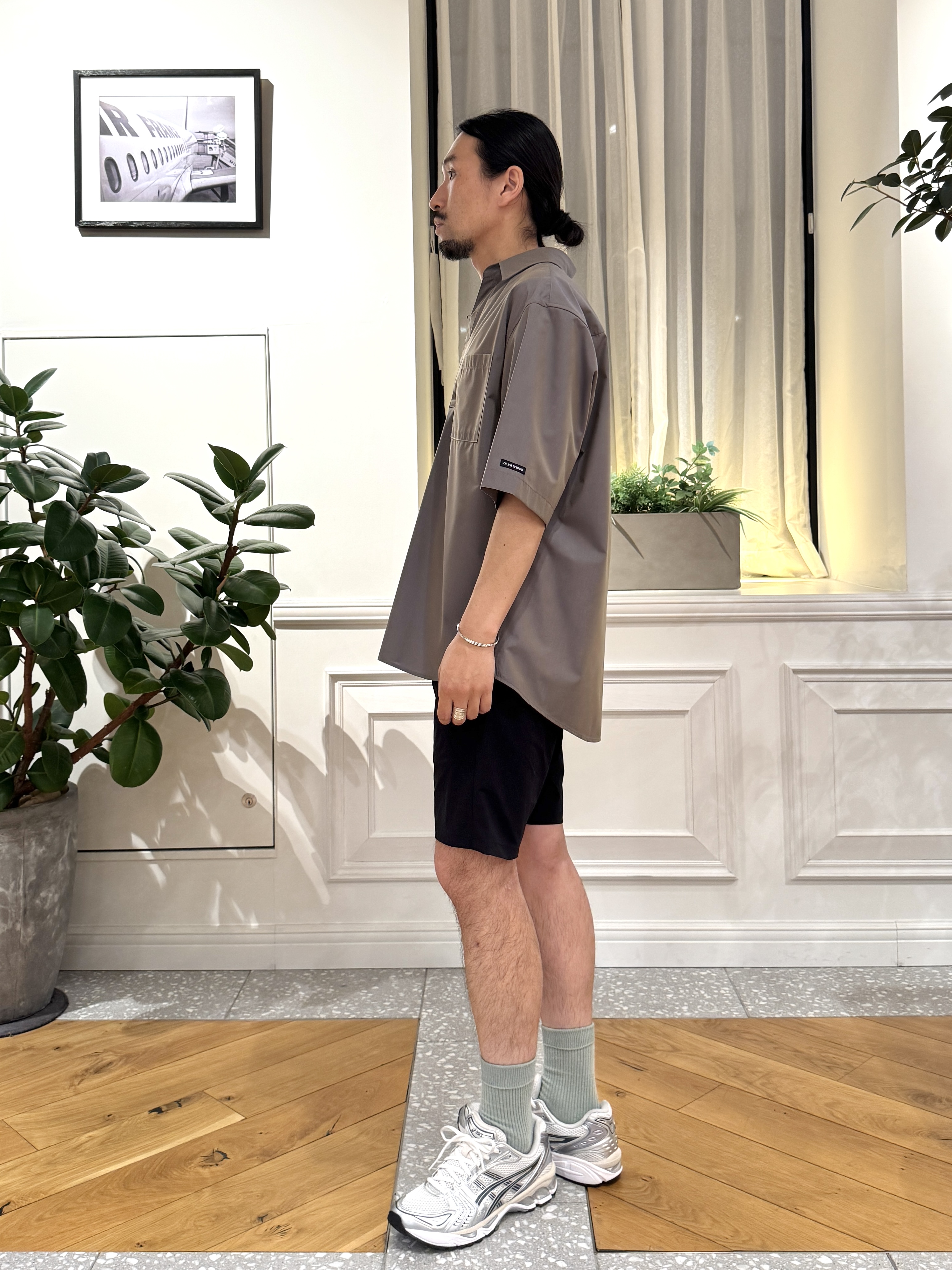 kawarataniさんの「DRESSTERIOR｜イージーケア プルオーバーシャツ」を使ったコーディネート
