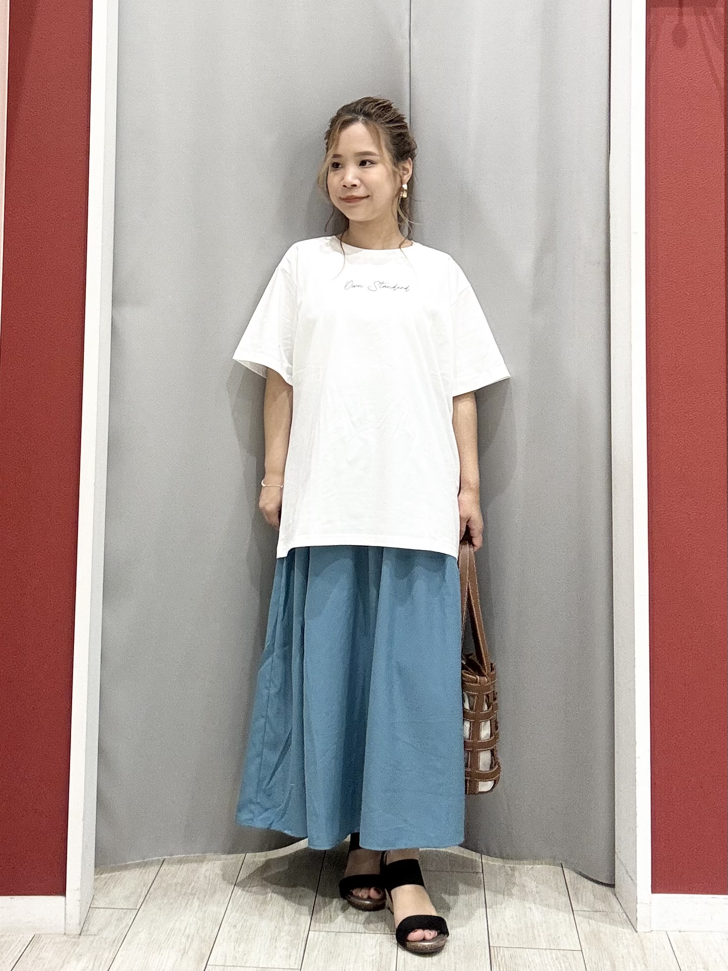 shioさんの「SHOO･LA･RUE｜【綿100%/ひんやり/S-LL】選べる3柄 大人のプリントTシャツ」を使ったコーディネート