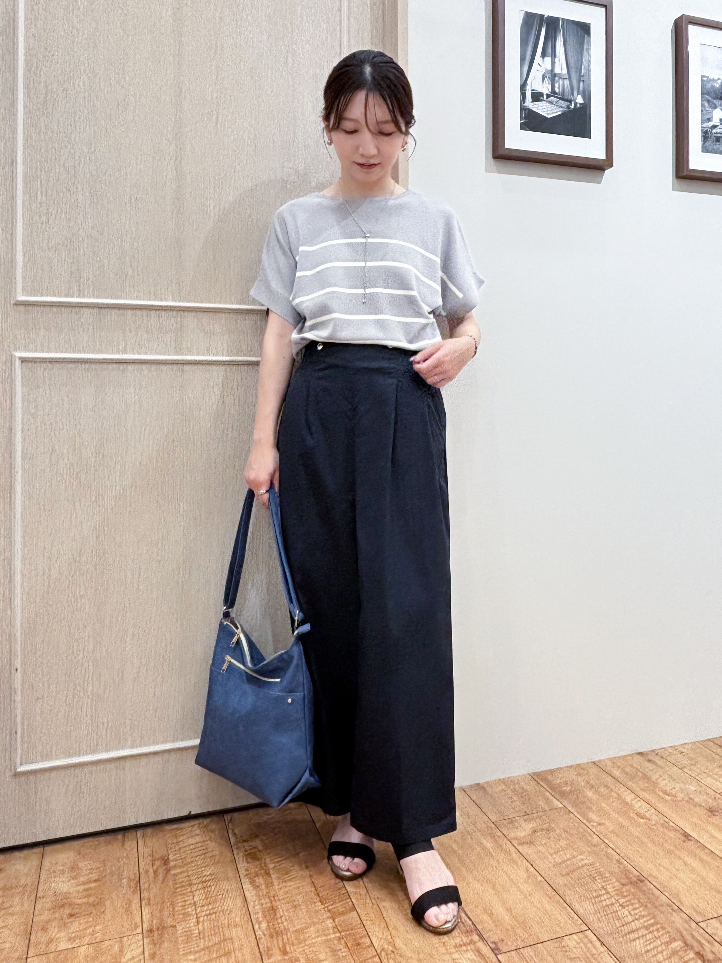 なみさんの「SHOO･LA･RUE｜【毎日洗える/ひんやり/UV/S-LL】二の腕隠れる さらっとドルマン半袖ニット」を使ったコーディネート