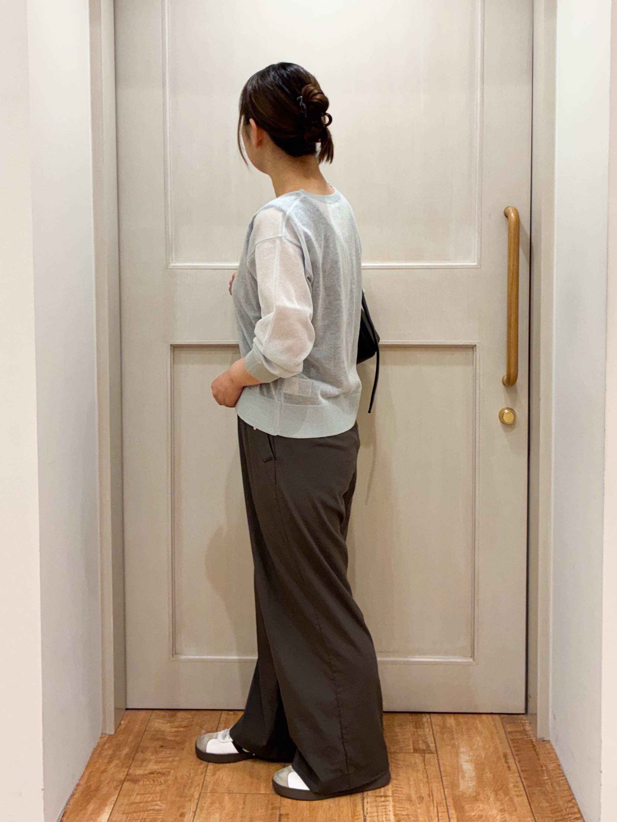 kawaさんの「SHOO･LA･RUE｜【さらり快適/洗濯機可/S-LL】シアーラメカーディガン」を使ったコーディネート