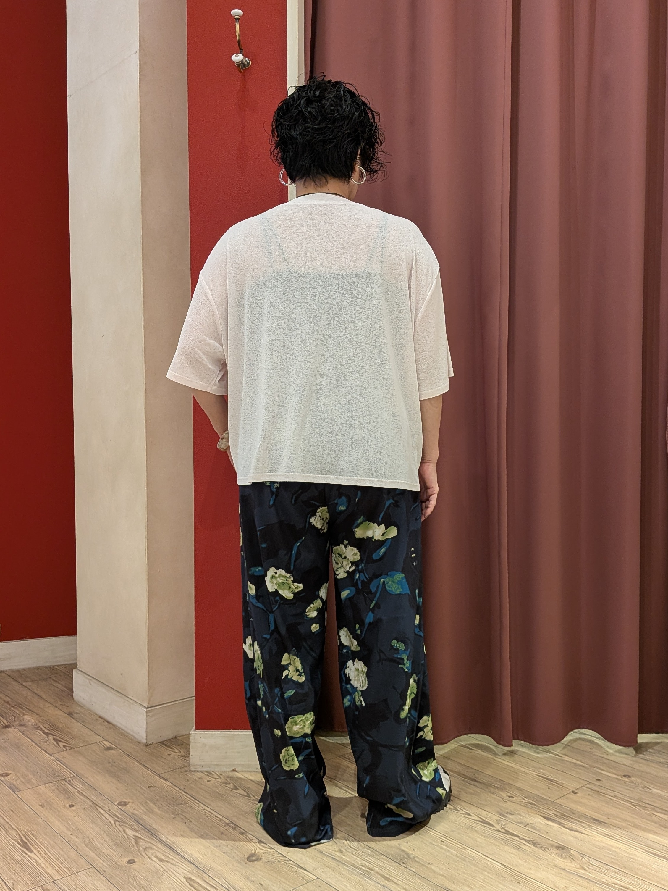 cameさんの「SHOO･LA･RUE｜【S-LL/洗濯機可/体型カバー】ゆるっとこなれる 大人のシアースラブTシャツ」を使ったコーディネート
