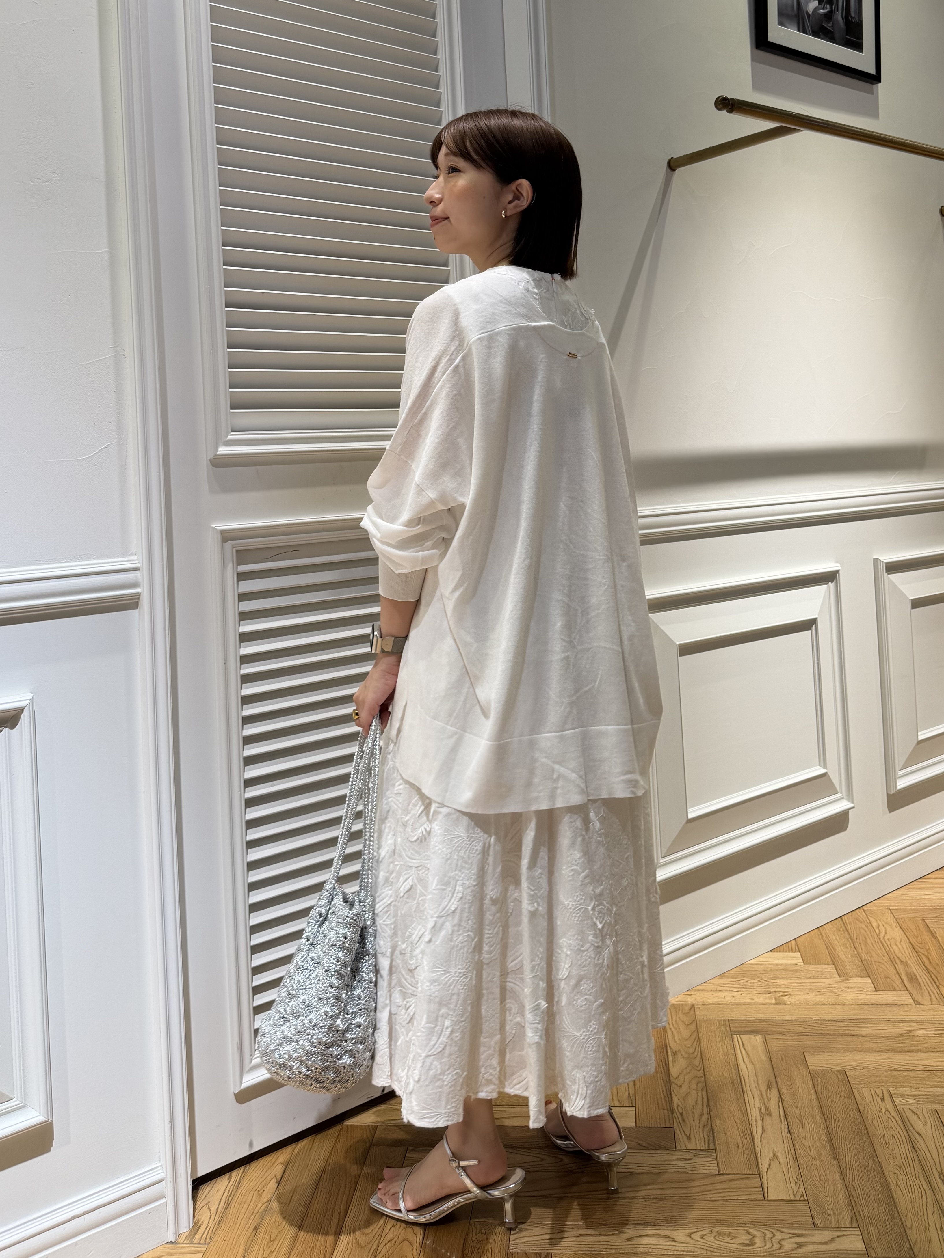 つじ まこさんの「DRESSTERIOR｜【ウォッシャブル】コットン エンブロイダリードレス」を使ったコーディネート