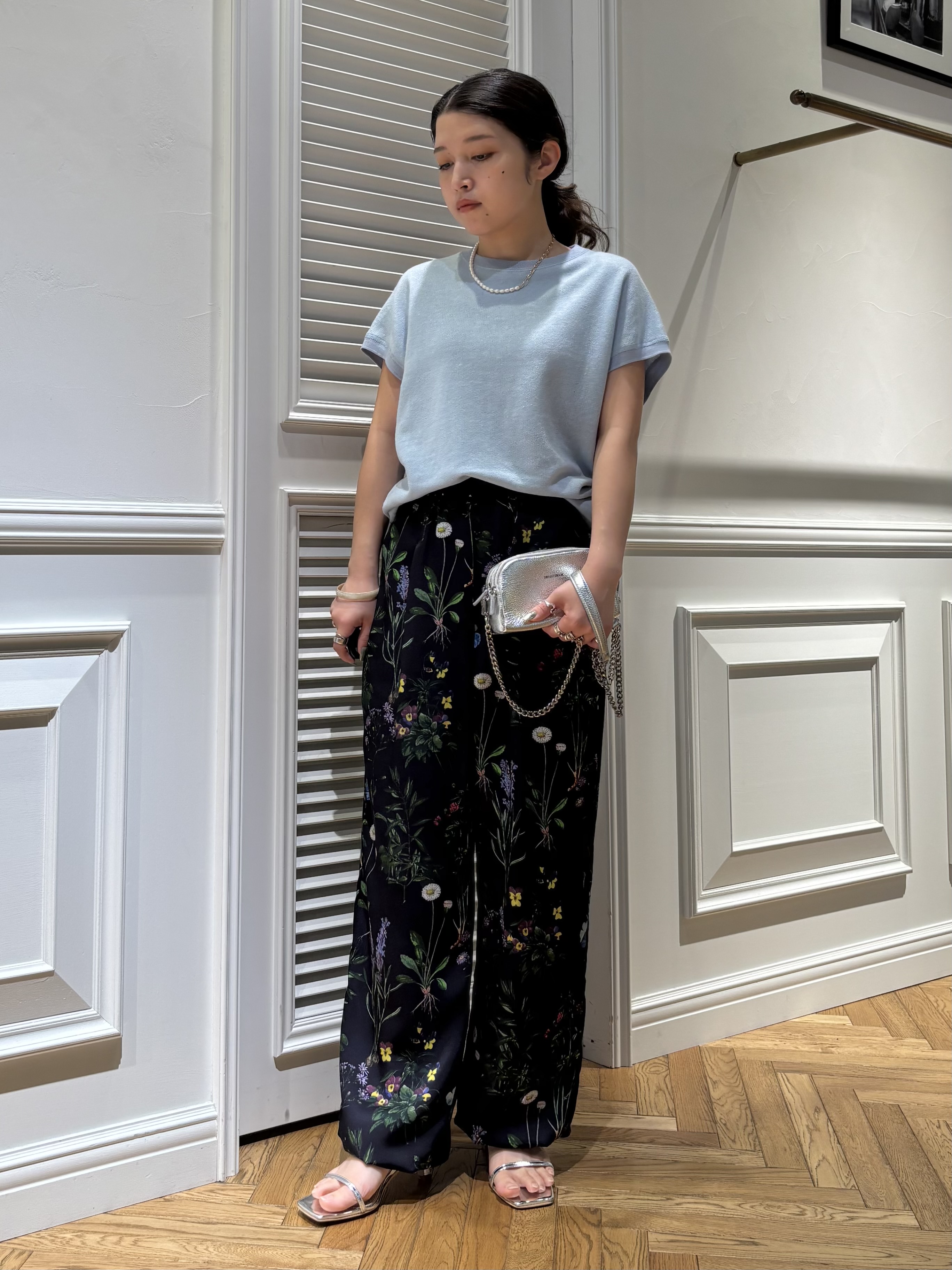 Mgmさんの「DRESSTERIOR｜【ウォッシャブル／セットアップ可】リネン混裏毛フレンチプルオーバー」を使ったコーディネート