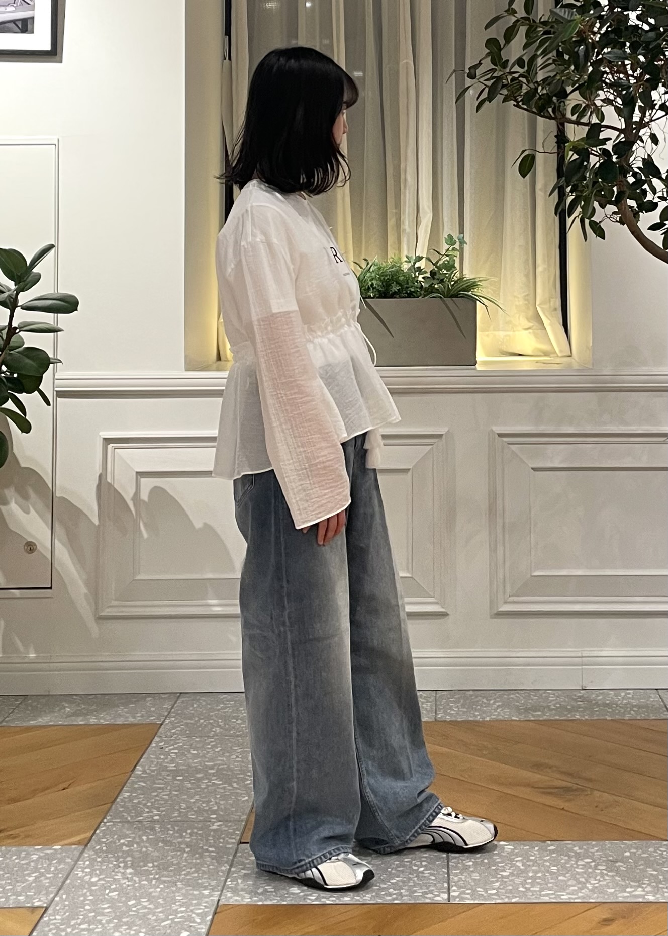 Lilyさんの「DRESSTERIOR｜シアー カーディガンブラウス」を使ったコーディネート