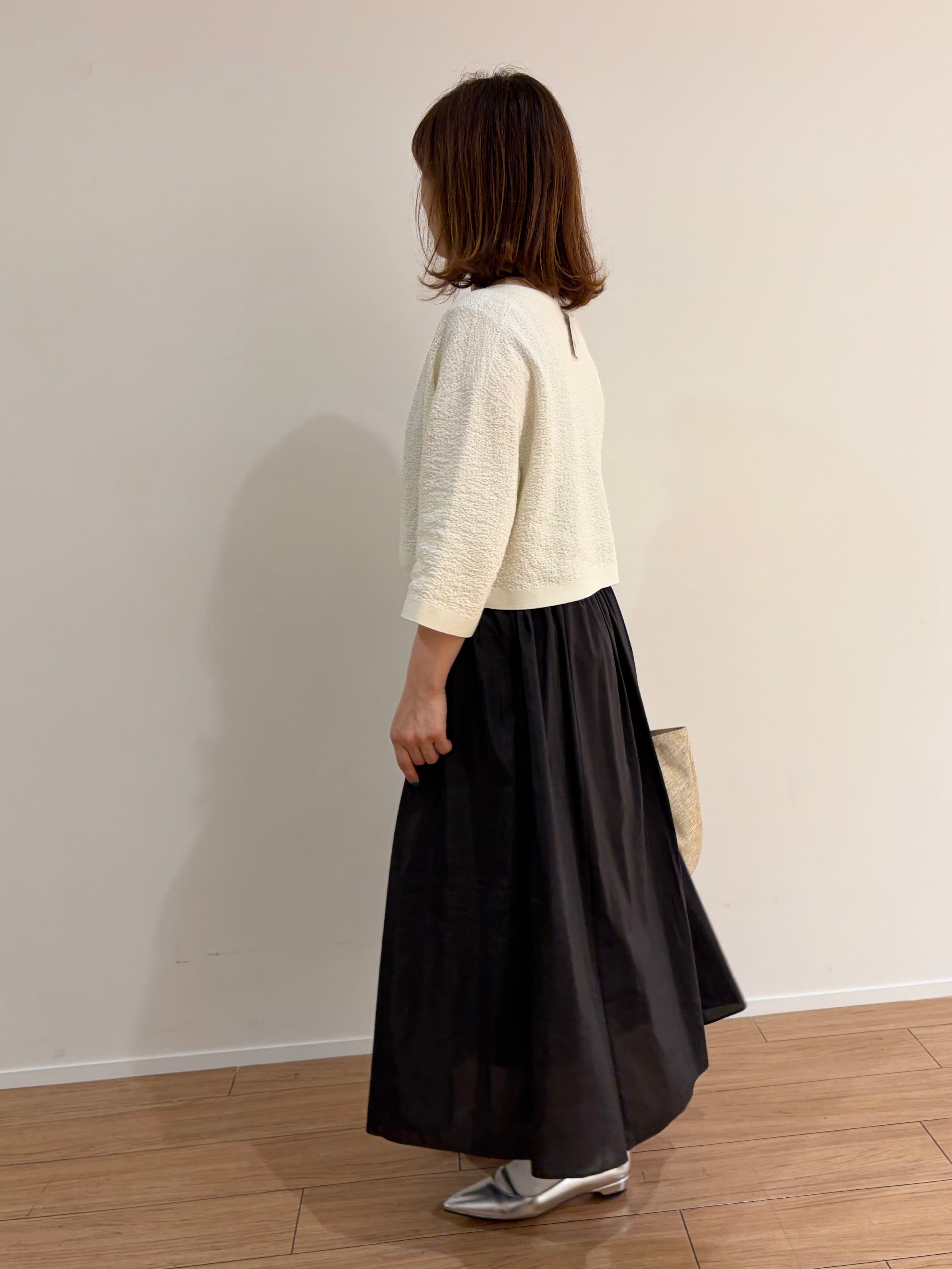 Juneさんの「UNTITLED｜【ストレッチ性/洗える】短丈ニットカーディガン」を使ったコーディネート