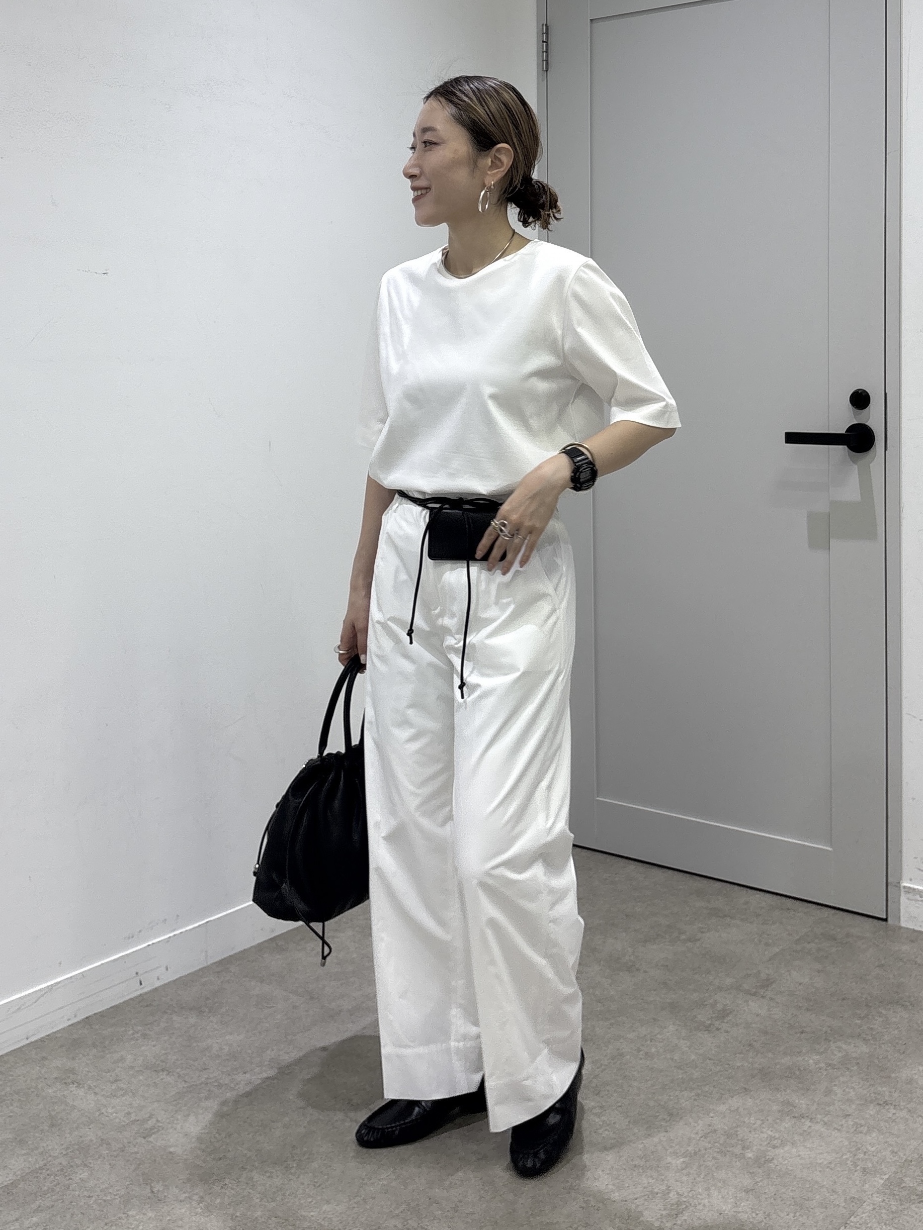 kotakiさんの「INDIVI｜【抗菌防臭／消臭】上品光沢コットンTシャツ」を使ったコーディネート