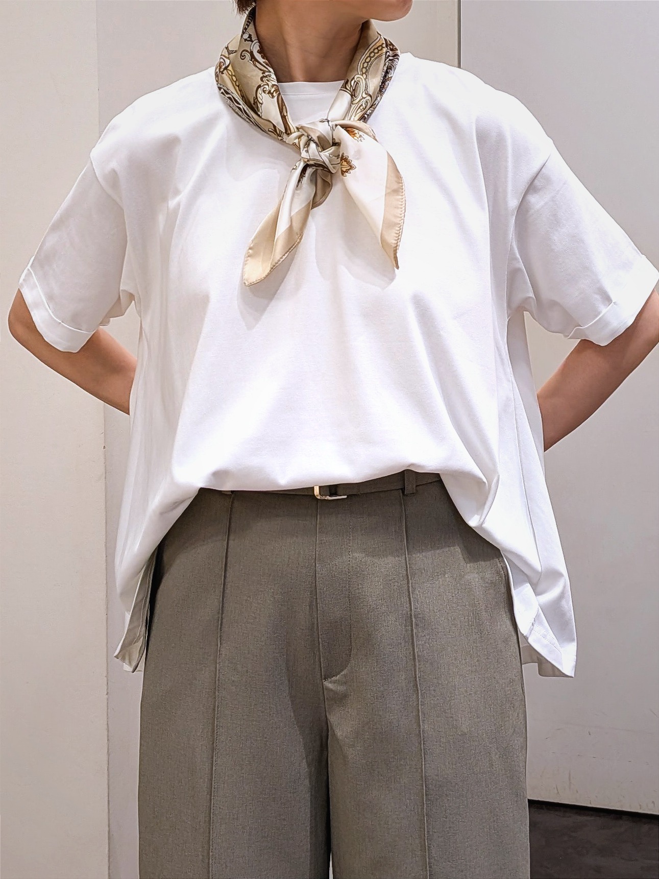 やまちゃんさんの「grove｜【遮熱／吸水速乾／接触冷感／UVカット】フレアシルエットTシャツ」を使ったコーディネート