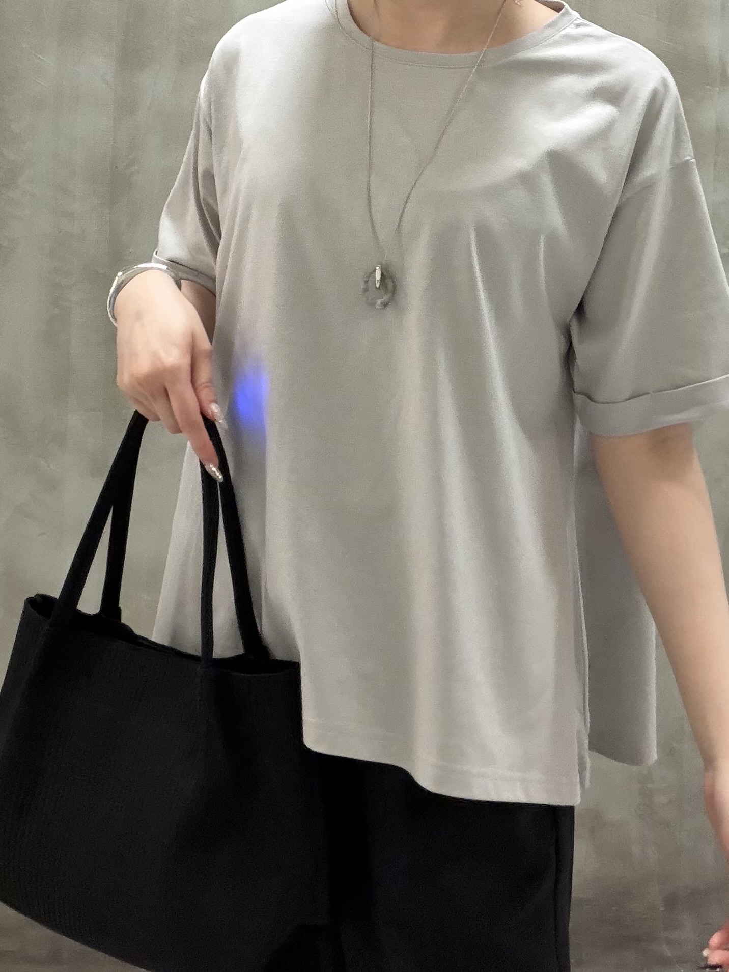 maiさんの「grove｜【遮熱／吸水速乾／接触冷感／UVカット】フレアシルエットTシャツ」を使ったコーディネート