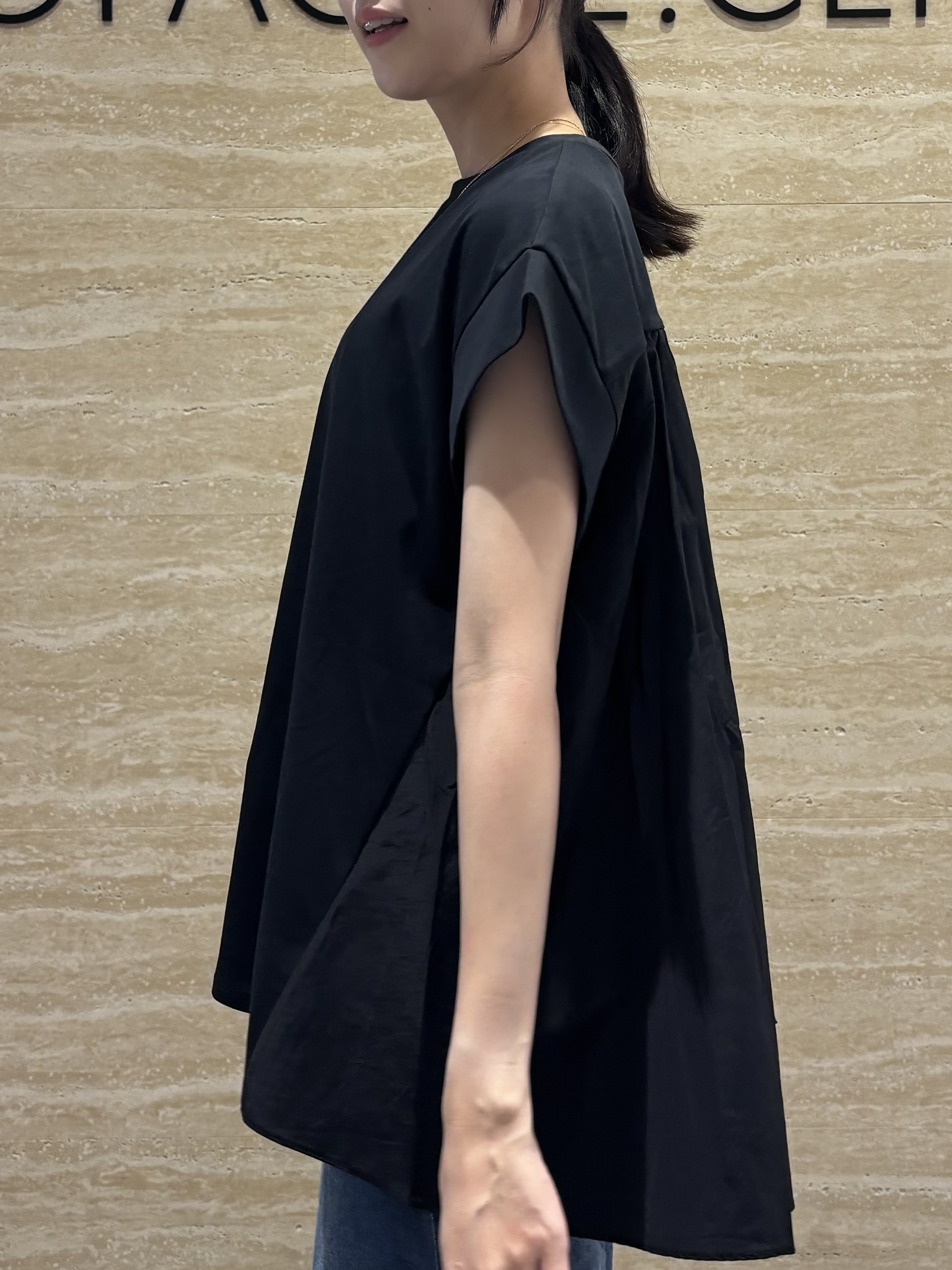 Ririkaさんの「OPAQUE.CLIP｜【接触冷感】バックフレアドッキングカットソー《洗濯機OK》」を使ったコーディネート
