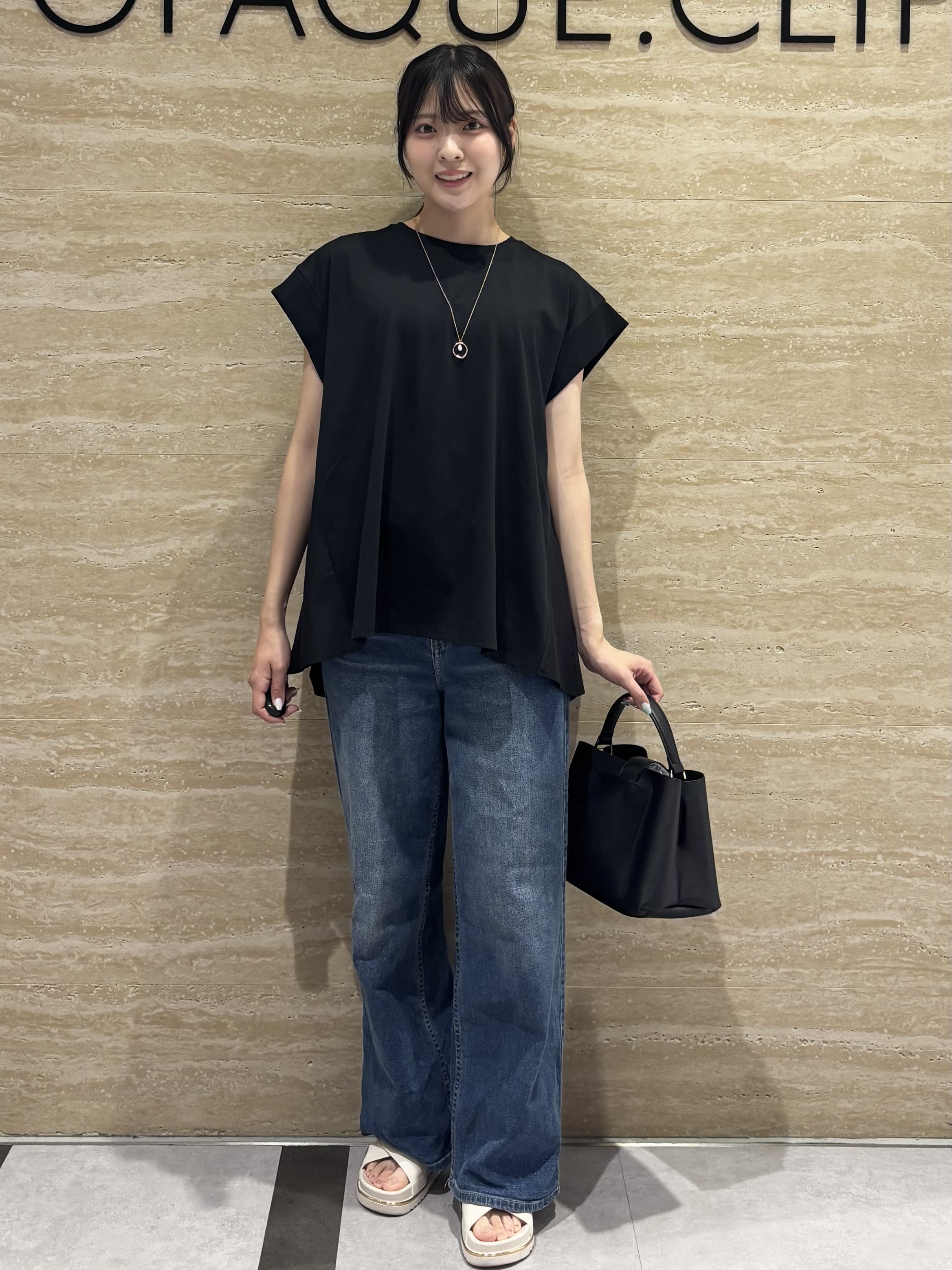 Ririkaさんの「OPAQUE.CLIP｜【接触冷感】バックフレアドッキングカットソー《洗濯機OK》」を使ったコーディネート
