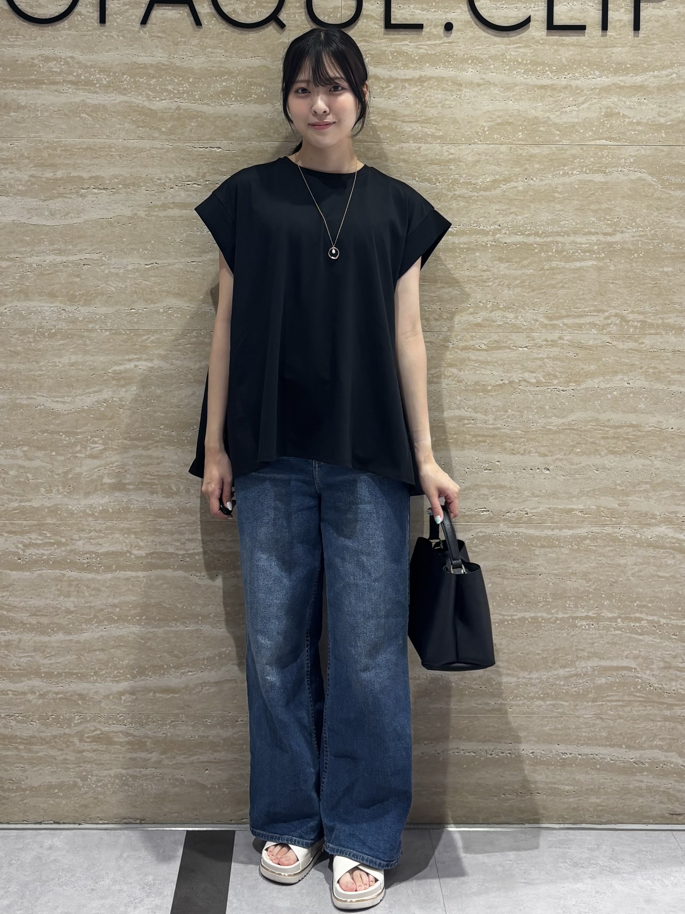 Ririkaさんの「OPAQUE.CLIP｜【接触冷感】バックフレアドッキングカットソー《洗濯機OK》」を使ったコーディネート