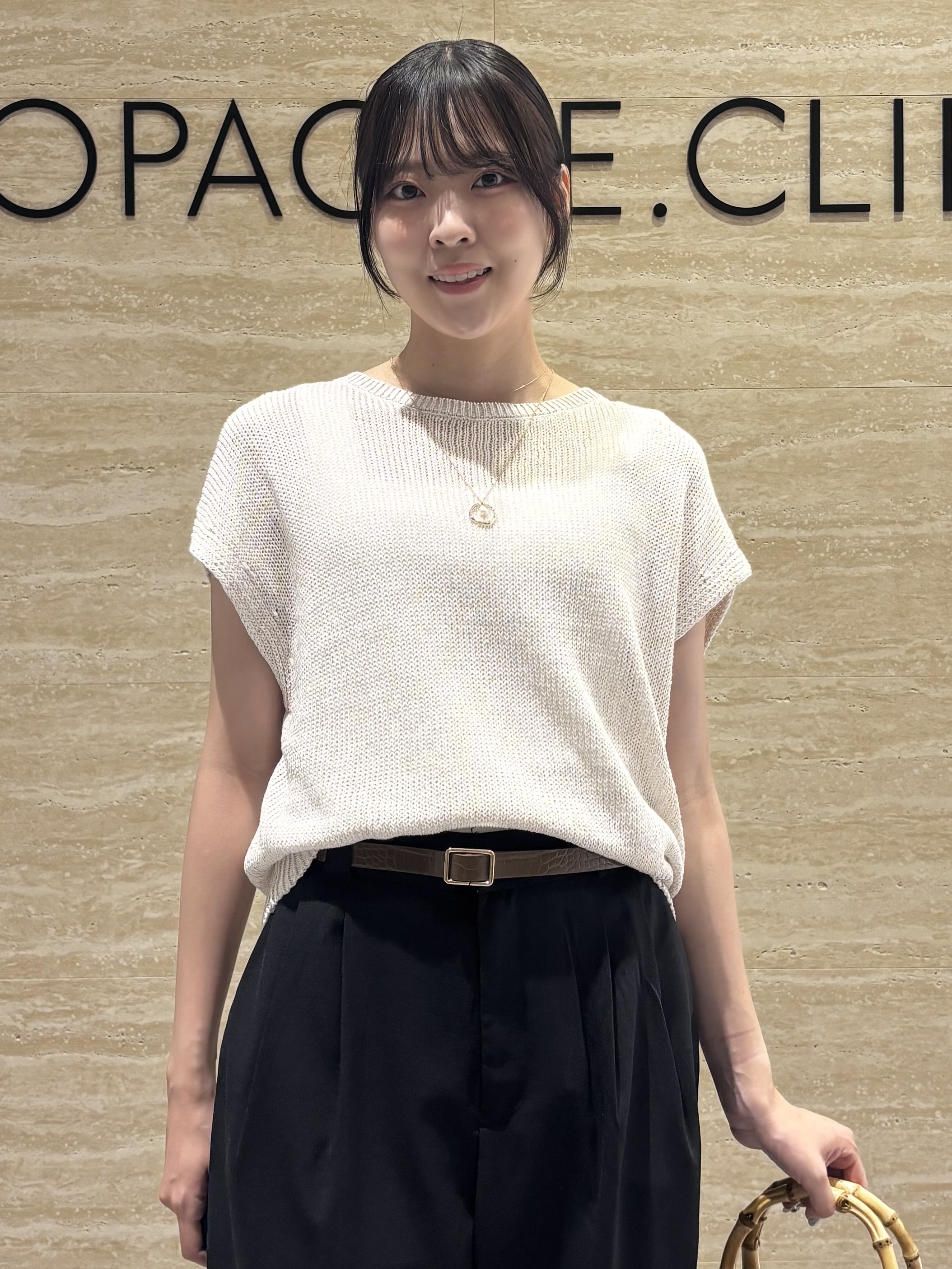 Ririkaさんの「OPAQUE.CLIP｜ラメメッシュ フレンチスリーブニット【洗濯機OK】」を使ったコーディネート