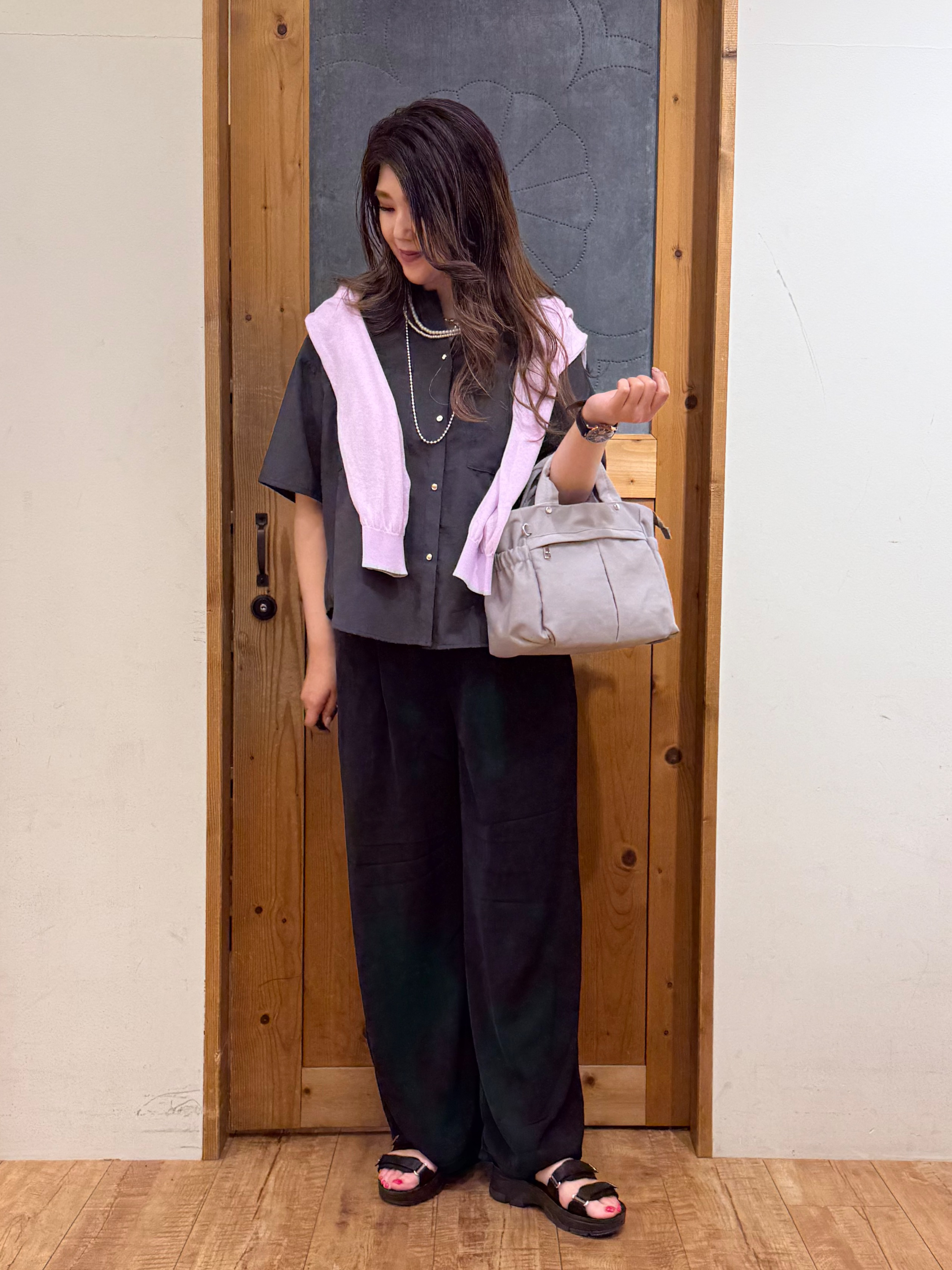 Ayana.さんの「SHOO･LA･RUE｜【S-LL/洗濯機可】1枚でこなれ見え 配色シアーカーディガン」を使ったコーディネート