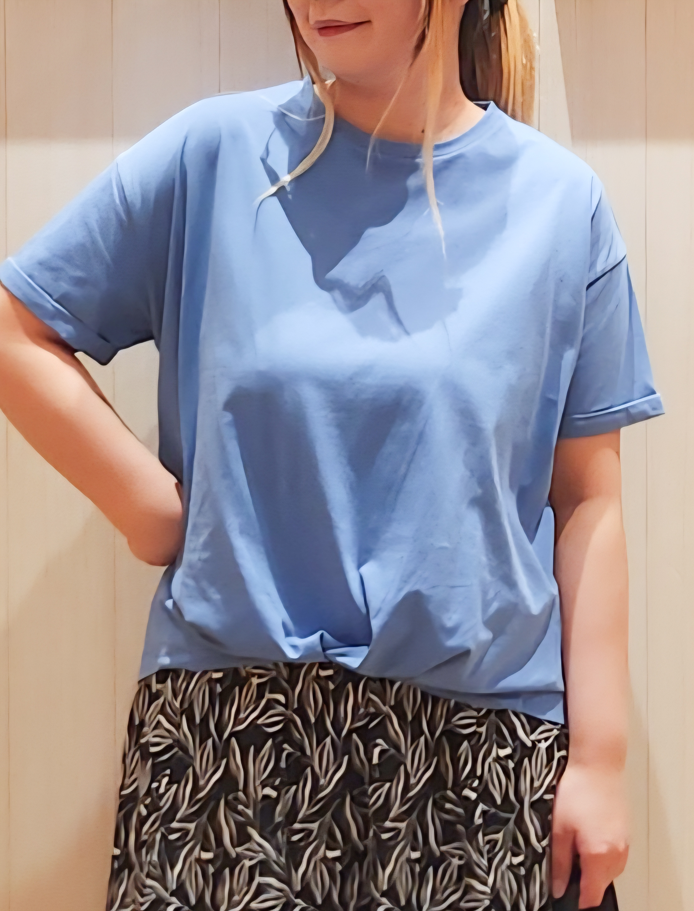 れーやんさんの「SHOO･LA･RUE｜【ひんやり/S-LL】インせず決まる フロントタックデザインTシャツ」を使ったコーディネート