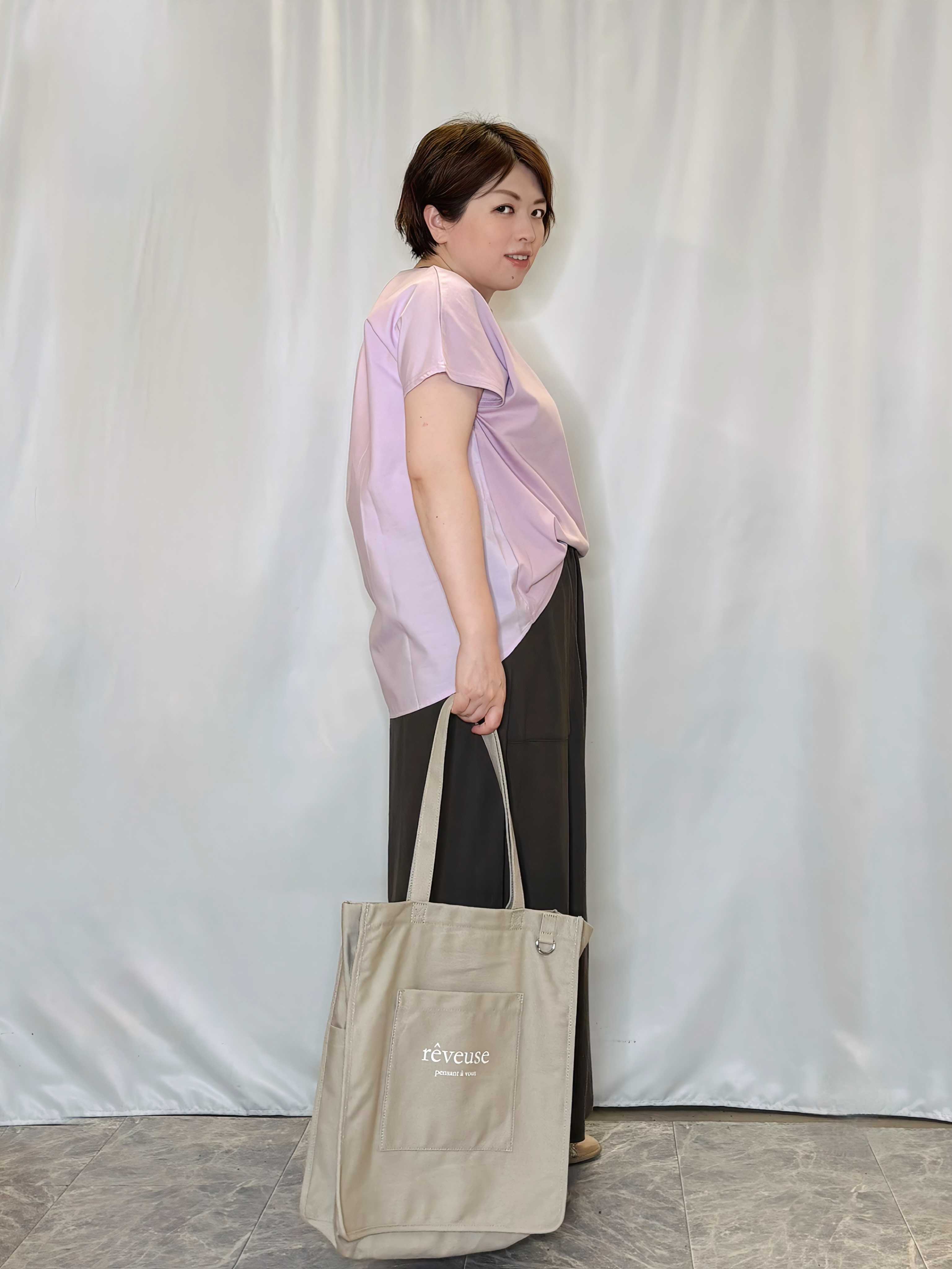 たみさんの「SHOO･LA･RUE｜【ひんやり/S-LL】インしない大人の爽やかスタイルに 前後異素材切替トップス」を使ったコーディネート