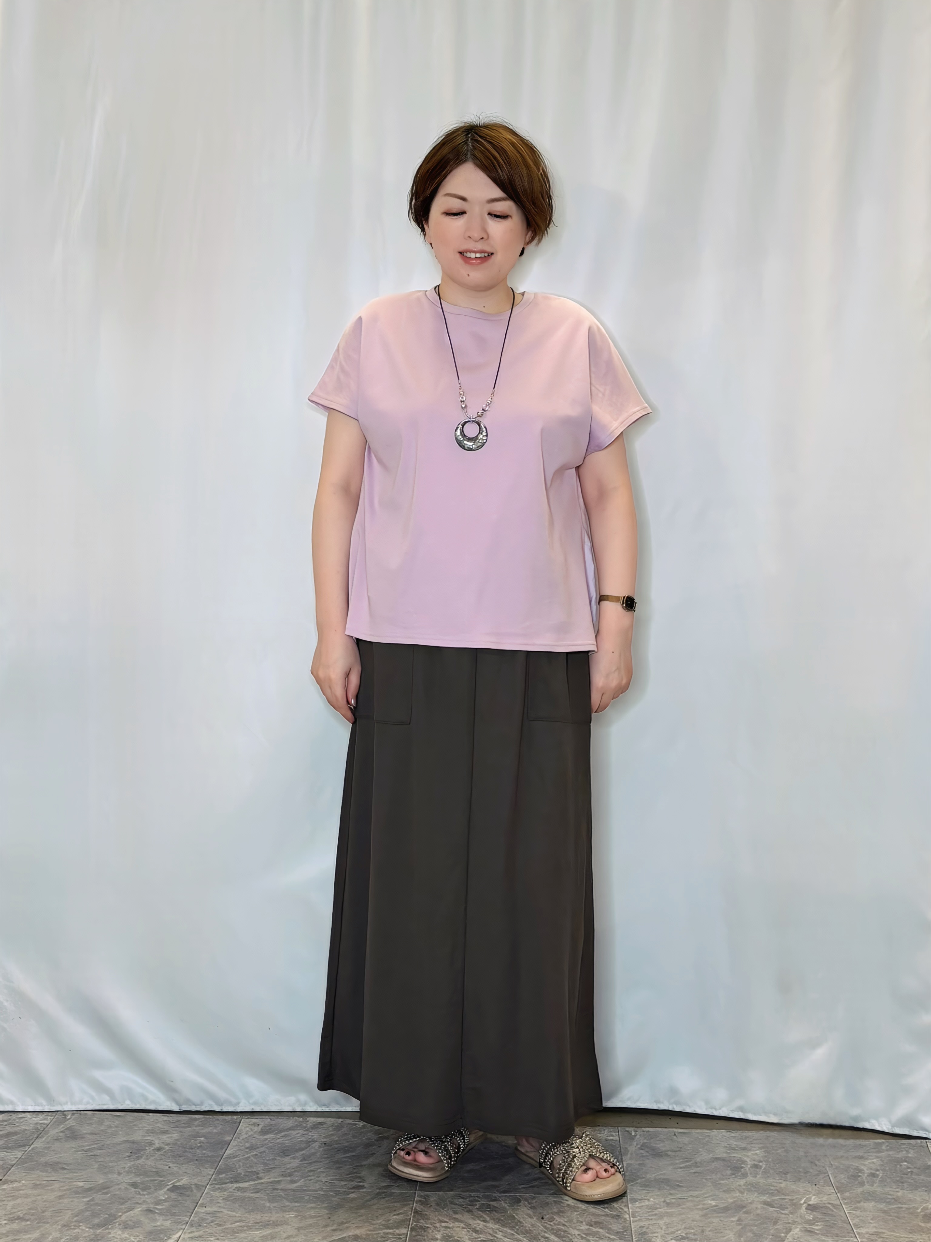 たみさんの「SHOO･LA･RUE｜【ひんやり/S-LL】インしない大人の爽やかスタイルに 前後異素材切替トップス」を使ったコーディネート