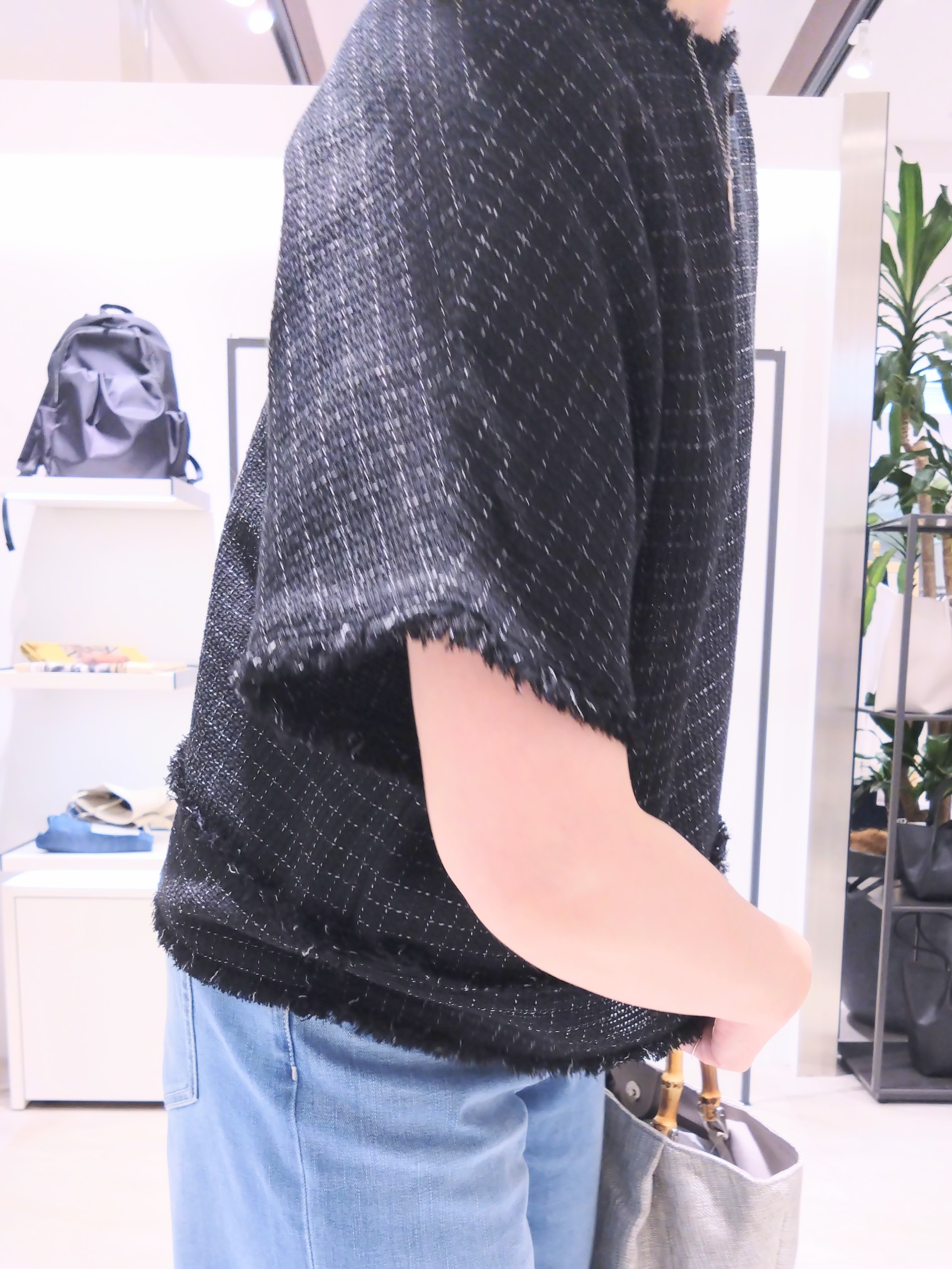 まちこさんの「UNTITLED｜ファンシーツイードブラウス」を使ったコーディネート