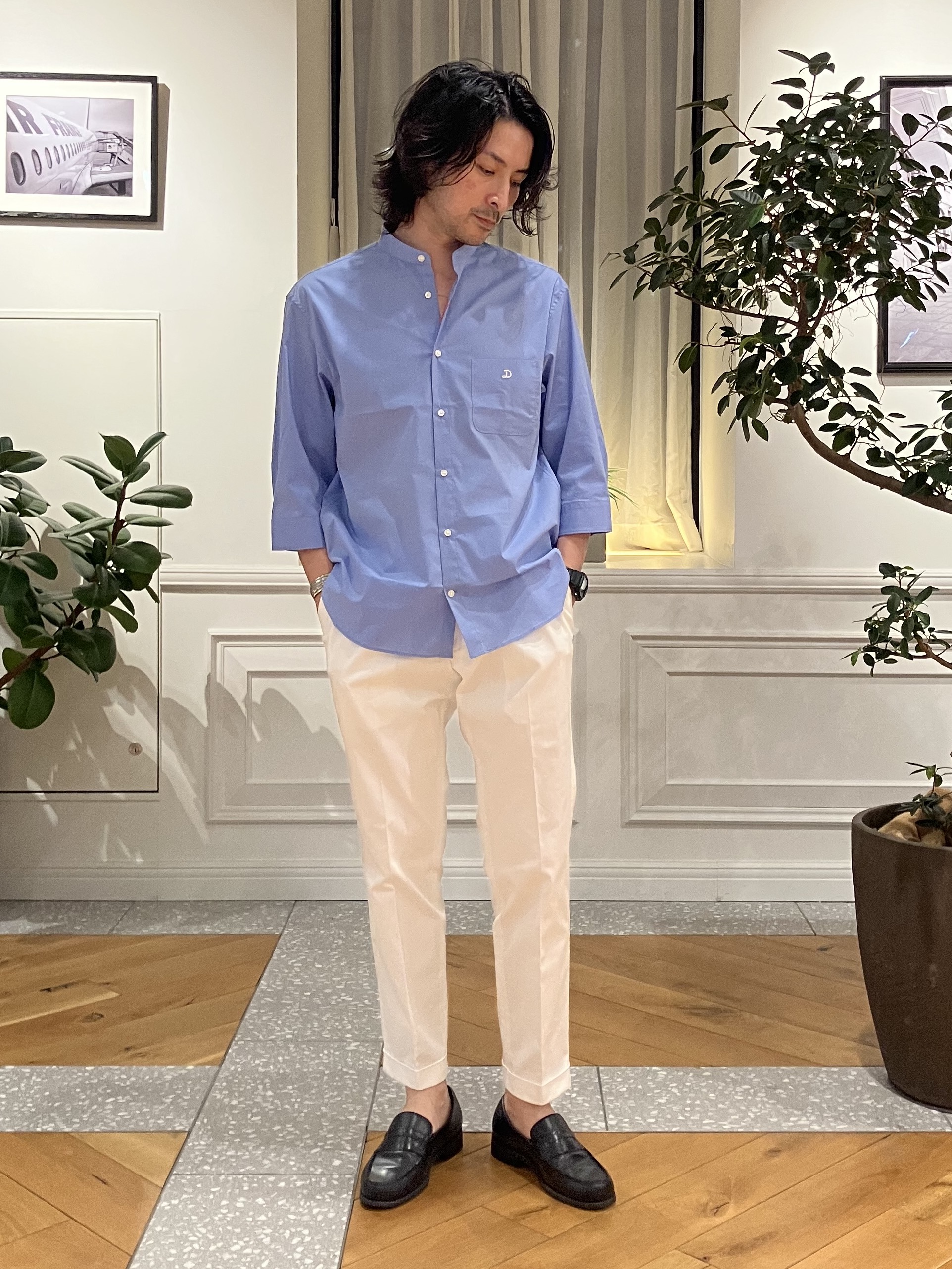 junyaさんの「DRESSTERIOR｜オーガニックコットン ストレッチバンドカラーシャツ」を使ったコーディネート