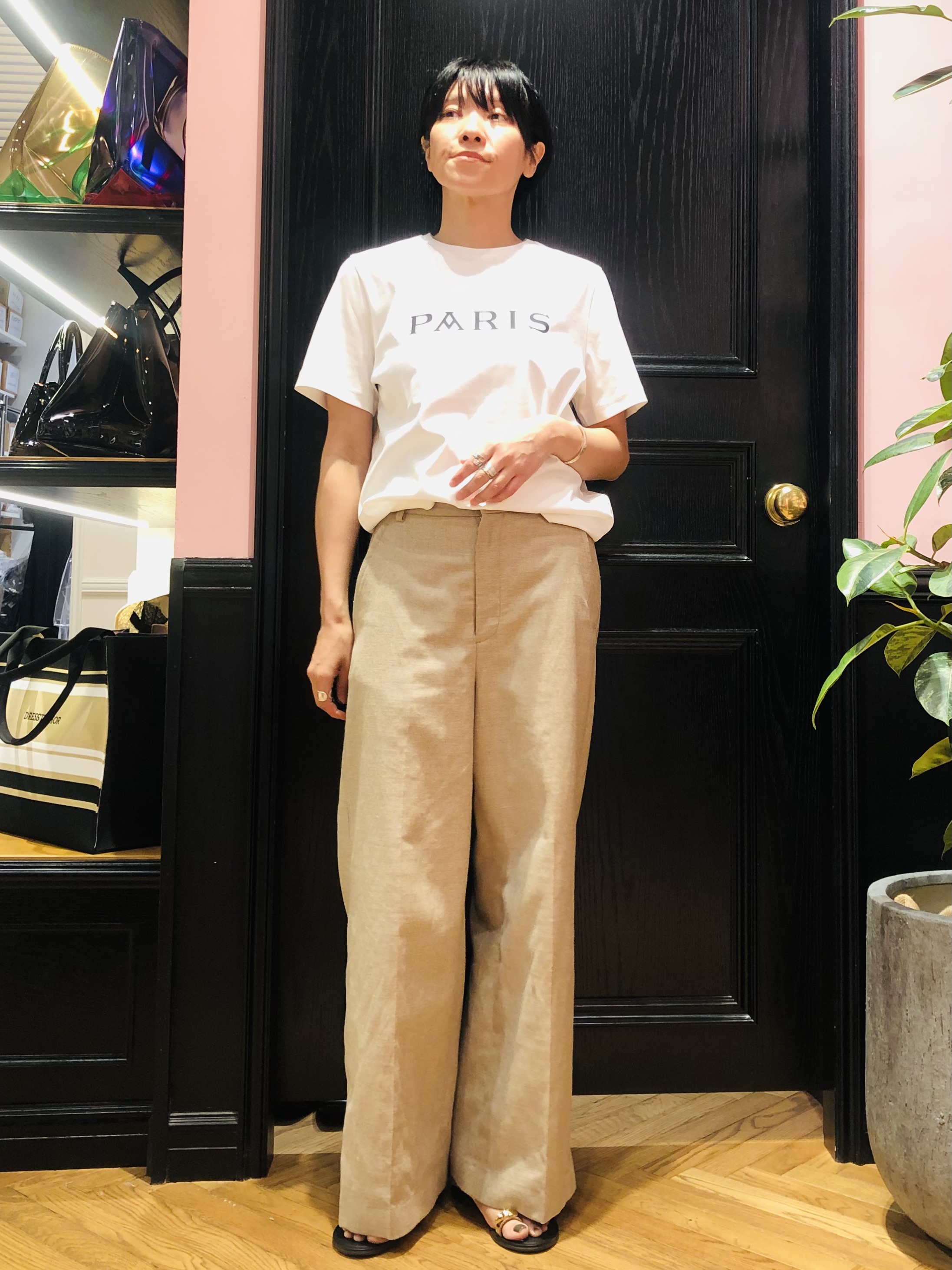 OGATAさんの「DRESSTERIOR｜【接触冷感／抗菌防臭／消臭】アイスクリアコットン PARIS Tシャツ」を使ったコーディネート