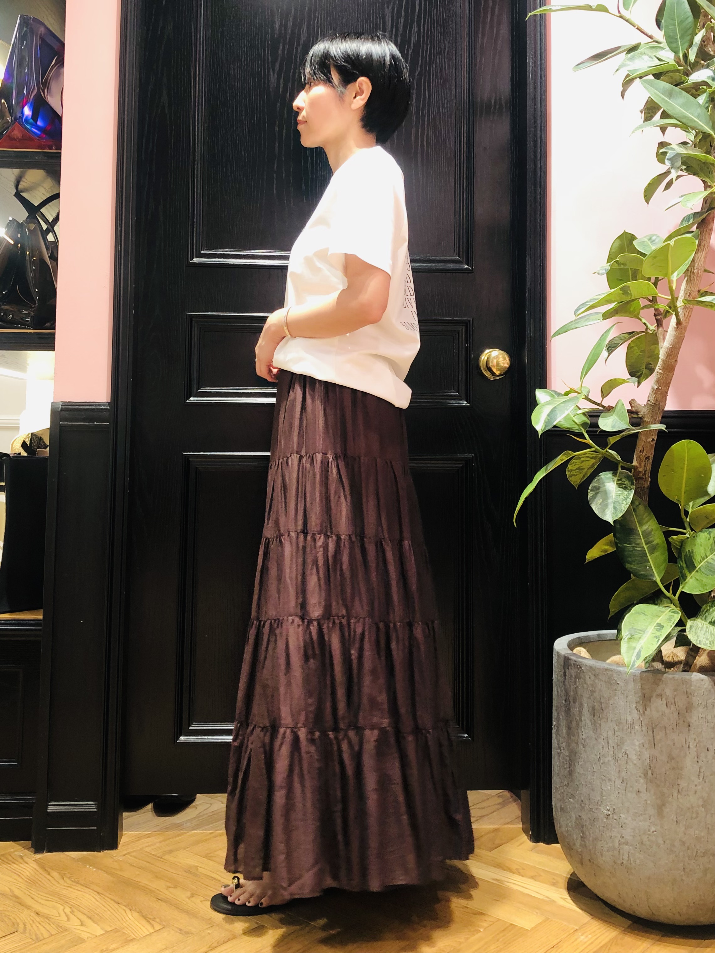 OGATAさんの「DRESSTERIOR｜【接触冷感／抗菌防臭／消臭】アイスクリアコットン PARIS Tシャツ」を使ったコーディネート
