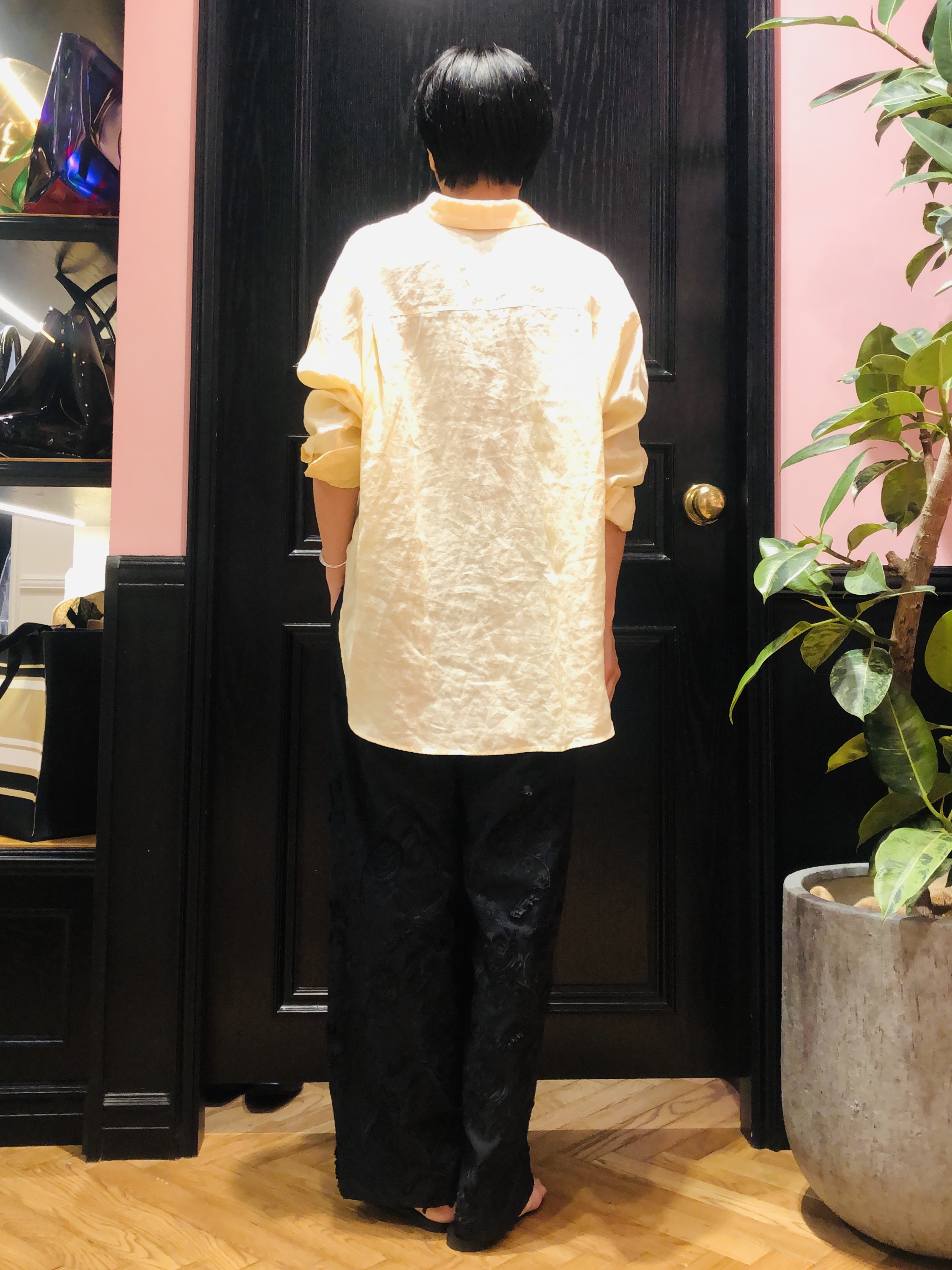 OGATAさんの「DRESSTERIOR｜【人気定番/ウォッシャブル】ガーメントダイラミーシャツ」を使ったコーディネート