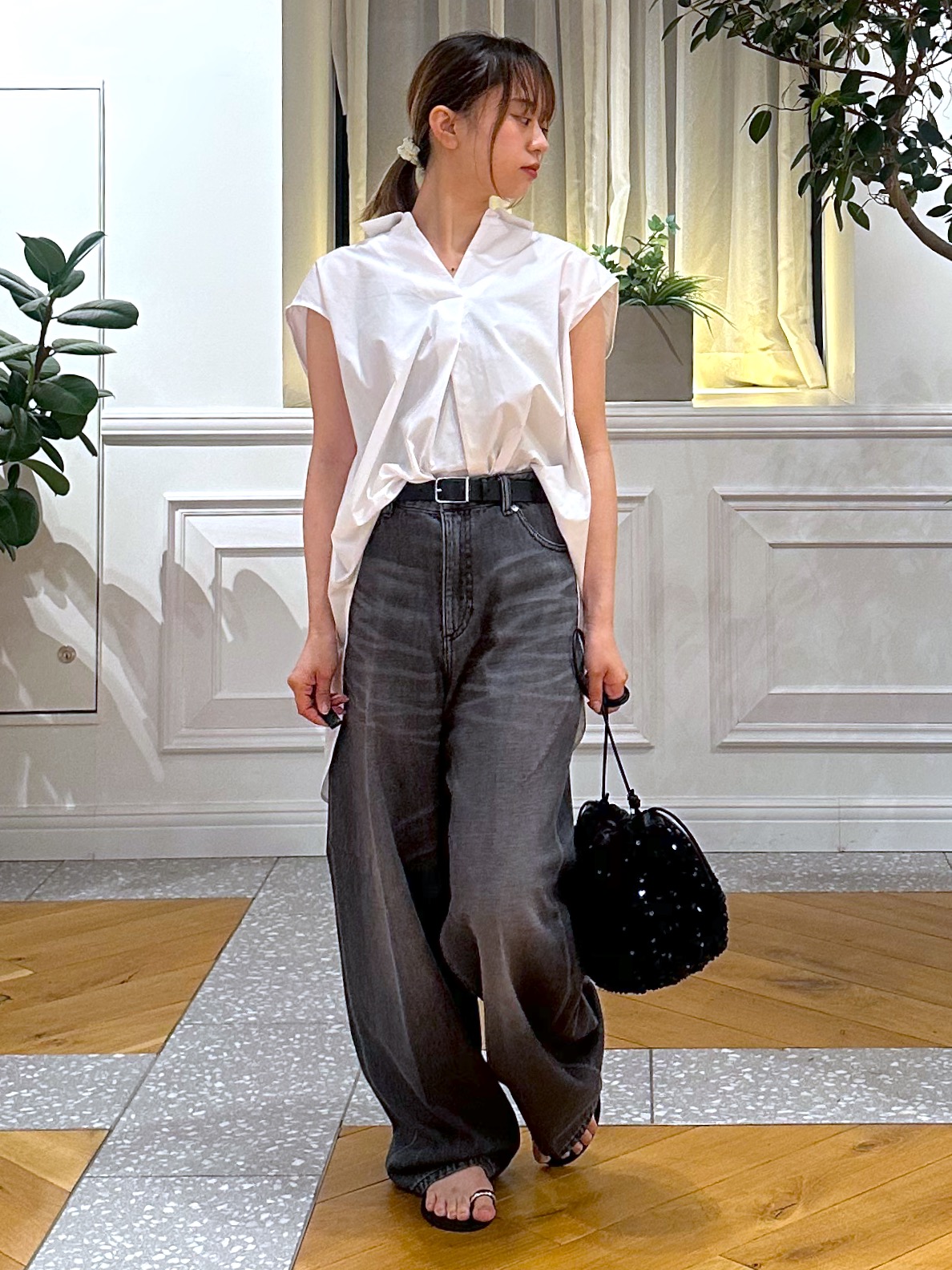 なべこさんの「DRESSTERIOR｜フレンチスリーブ スキッパーブラウス」を使ったコーディネート