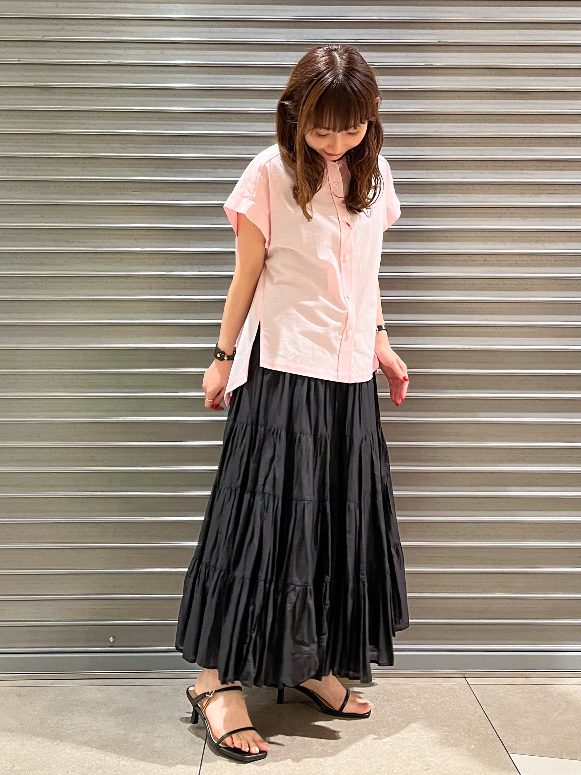 じゅんさんの「DRESSTERIOR｜【毎年人気/ウォッシャブル】バックフレアオックスシャツ」を使ったコーディネート
