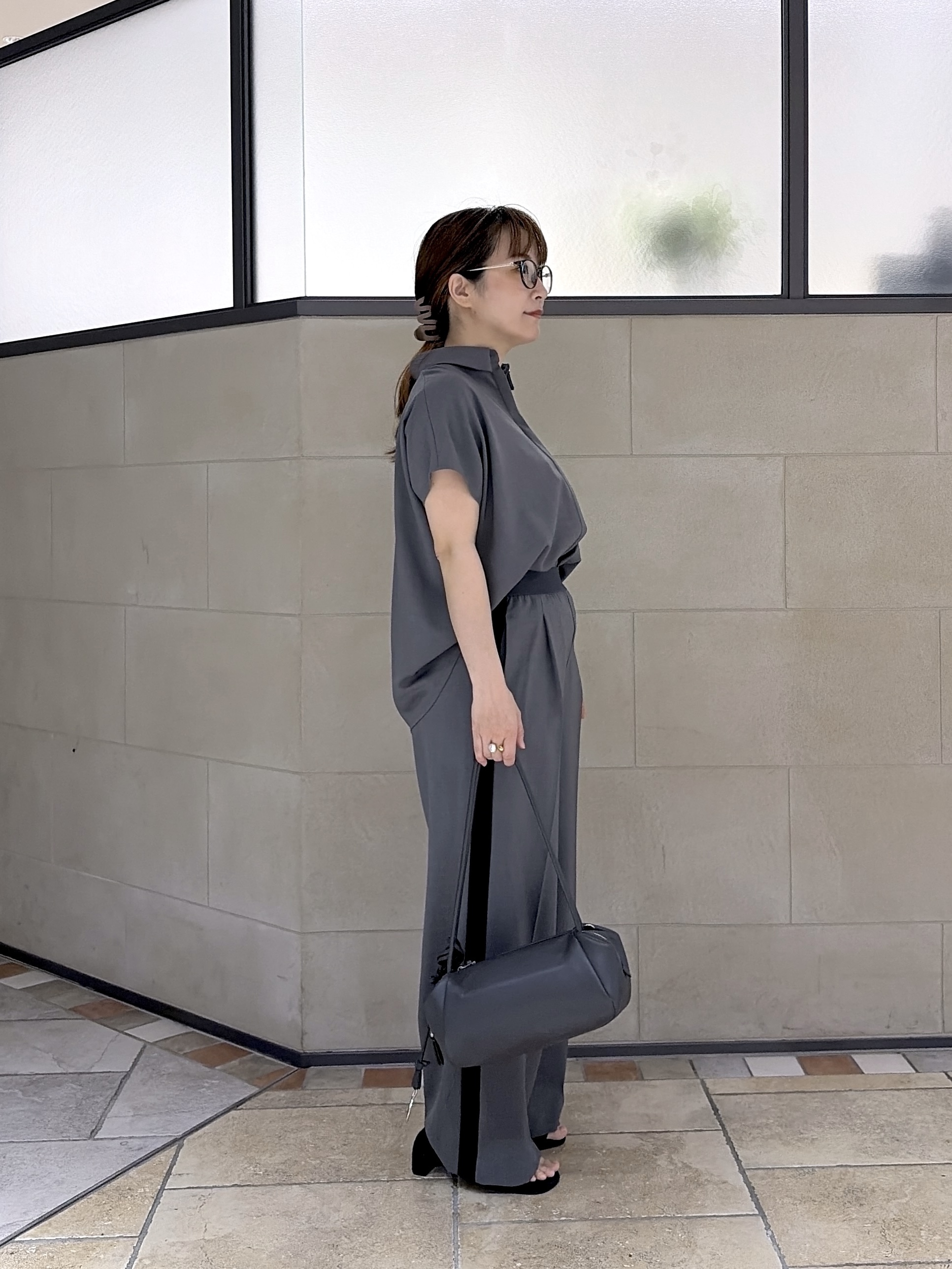 よねさんの「INDIVI｜Comfy SET UP｜フレアスリーブブラウス【セットアップ対応／通勤／カセット服／接触冷感／UV」を使ったコーディネート