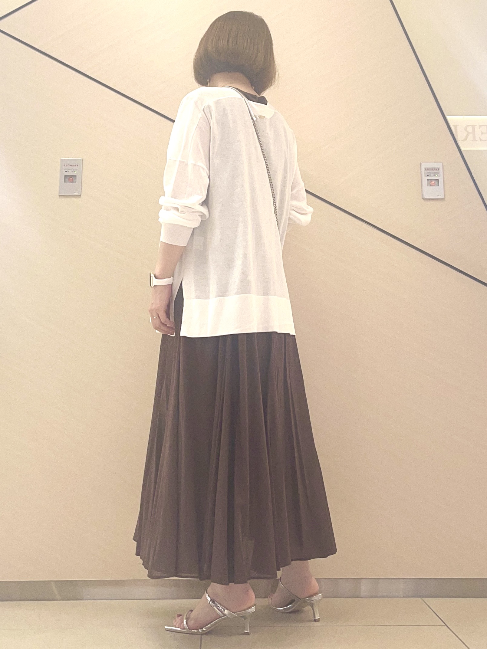yahataさんの「DRESSTERIOR｜【きれいめ/ウォッシャブル】コットンローンフレンチスリーブワンピ」を使ったコーディネート