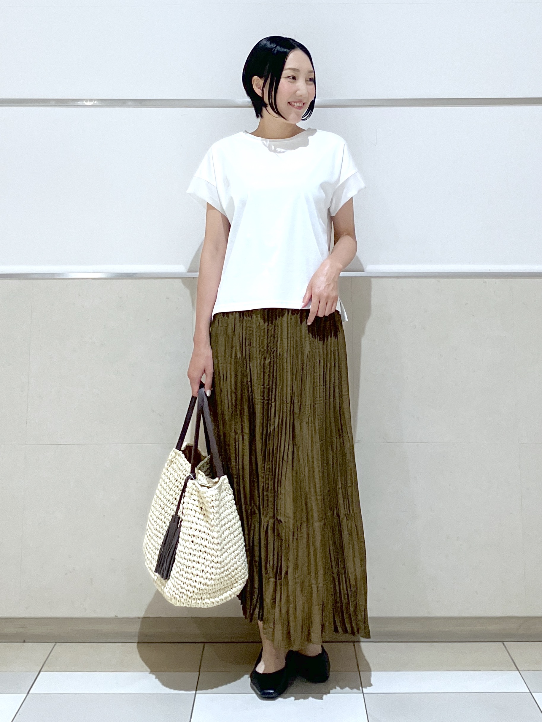 eriko さんの「Dessin｜【UVカット/接触冷感】美光沢カットソー」を使ったコーディネート