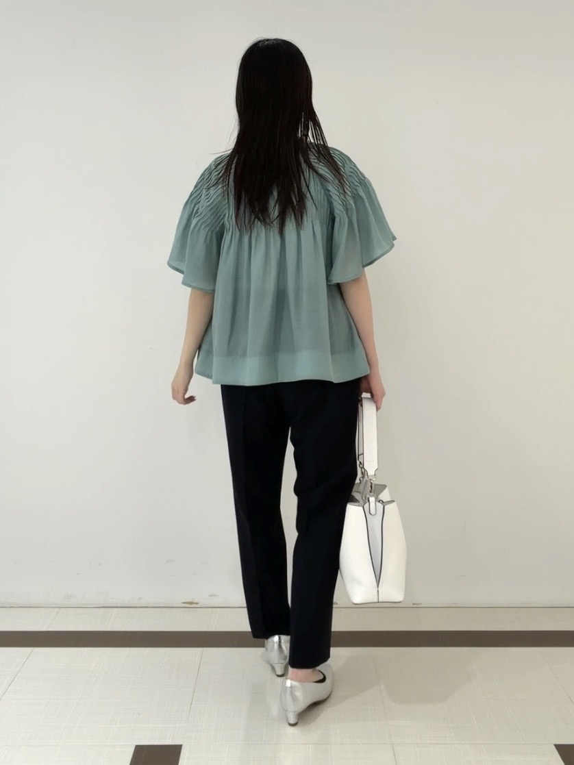 yukaさんの「Reflect｜ピンタックデザインフレアスリーブブラウス」を使ったコーディネート