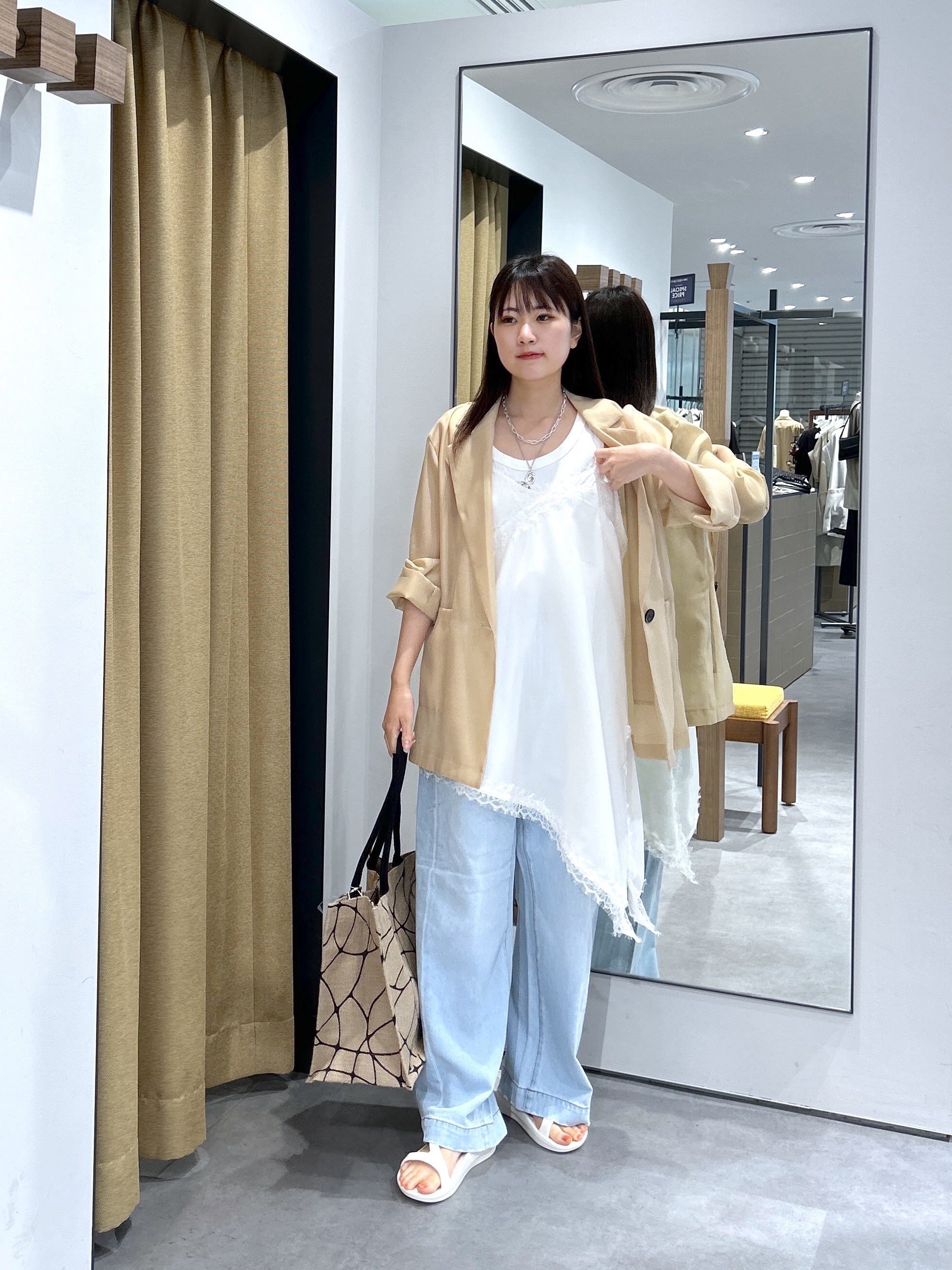Renoさんの「INDIVI｜シアーシャツジャケット【接触冷感】」を使ったコーディネート