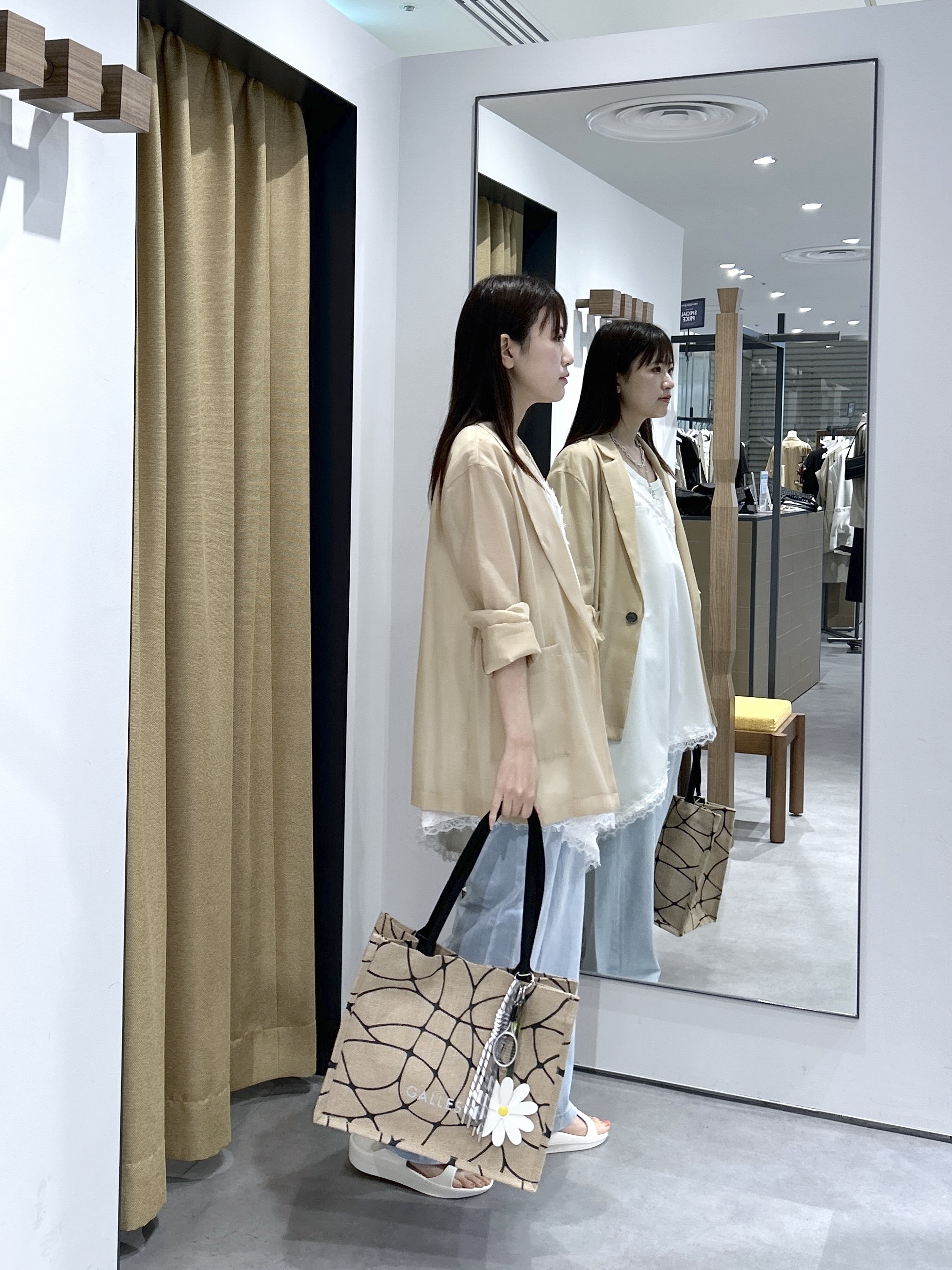 Renoさんの「INDIVI｜シアーシャツジャケット【接触冷感】」を使ったコーディネート