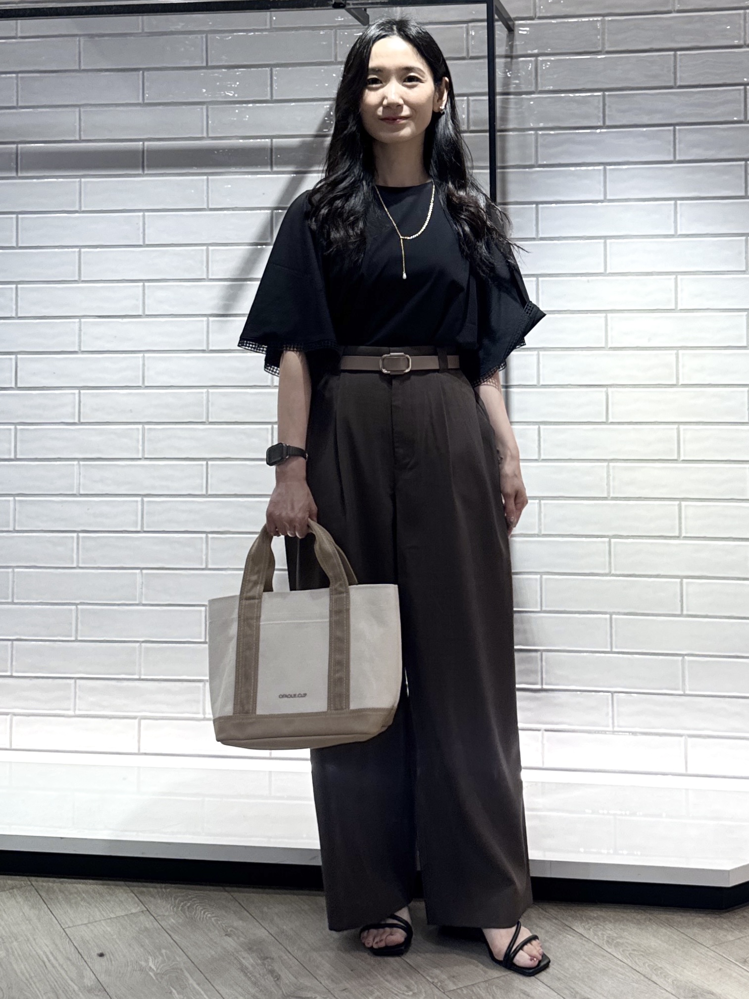 yuicciさんの「OPAQUE.CLIP｜袖口レースフレアスリーブカットソー【洗濯機OK】」を使ったコーディネート