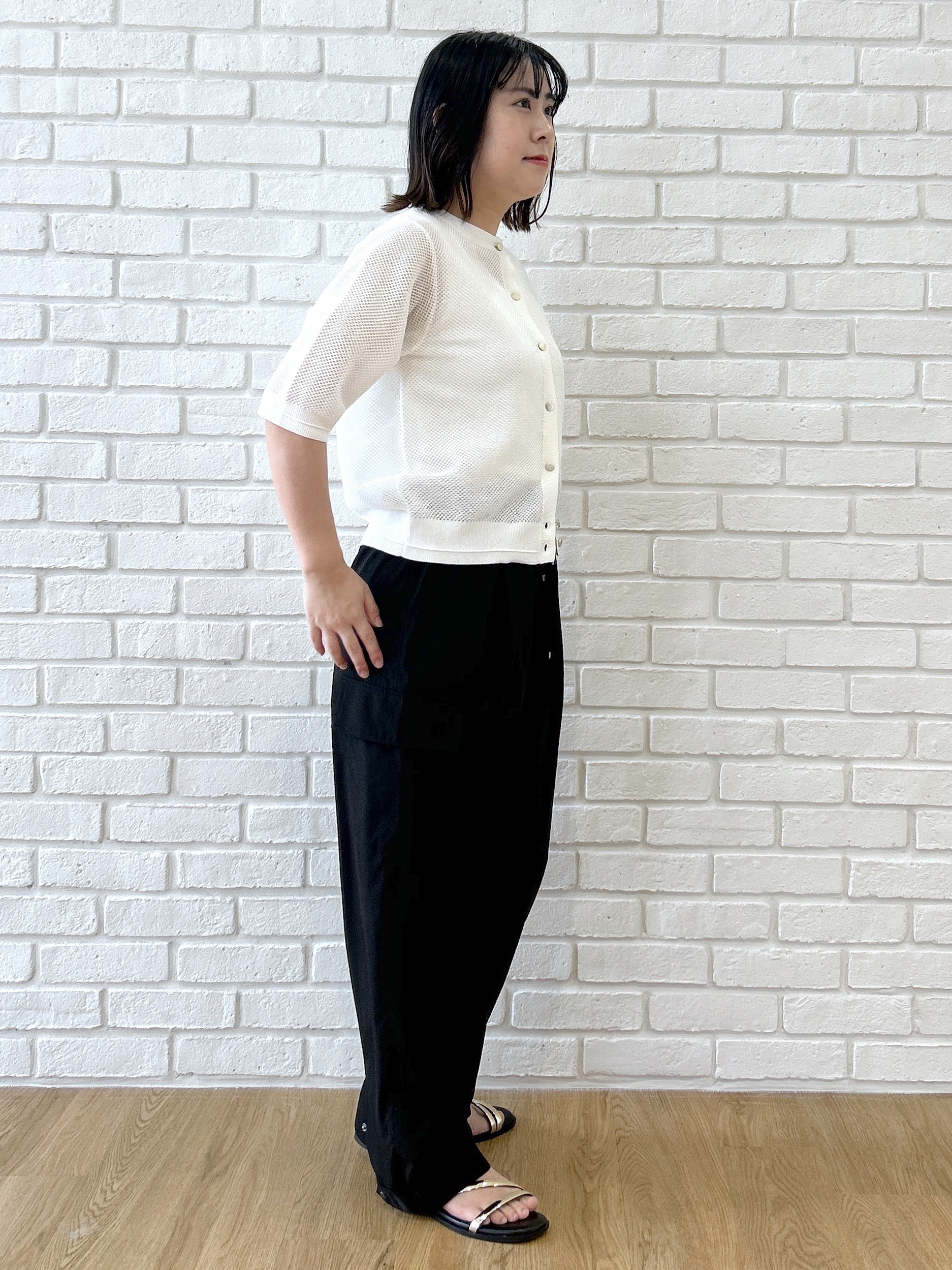 Hirokaさんの「grove｜【貴島明日香さん着用・洗える】透けない、大人のメッシュカーディガン」を使ったコーディネート