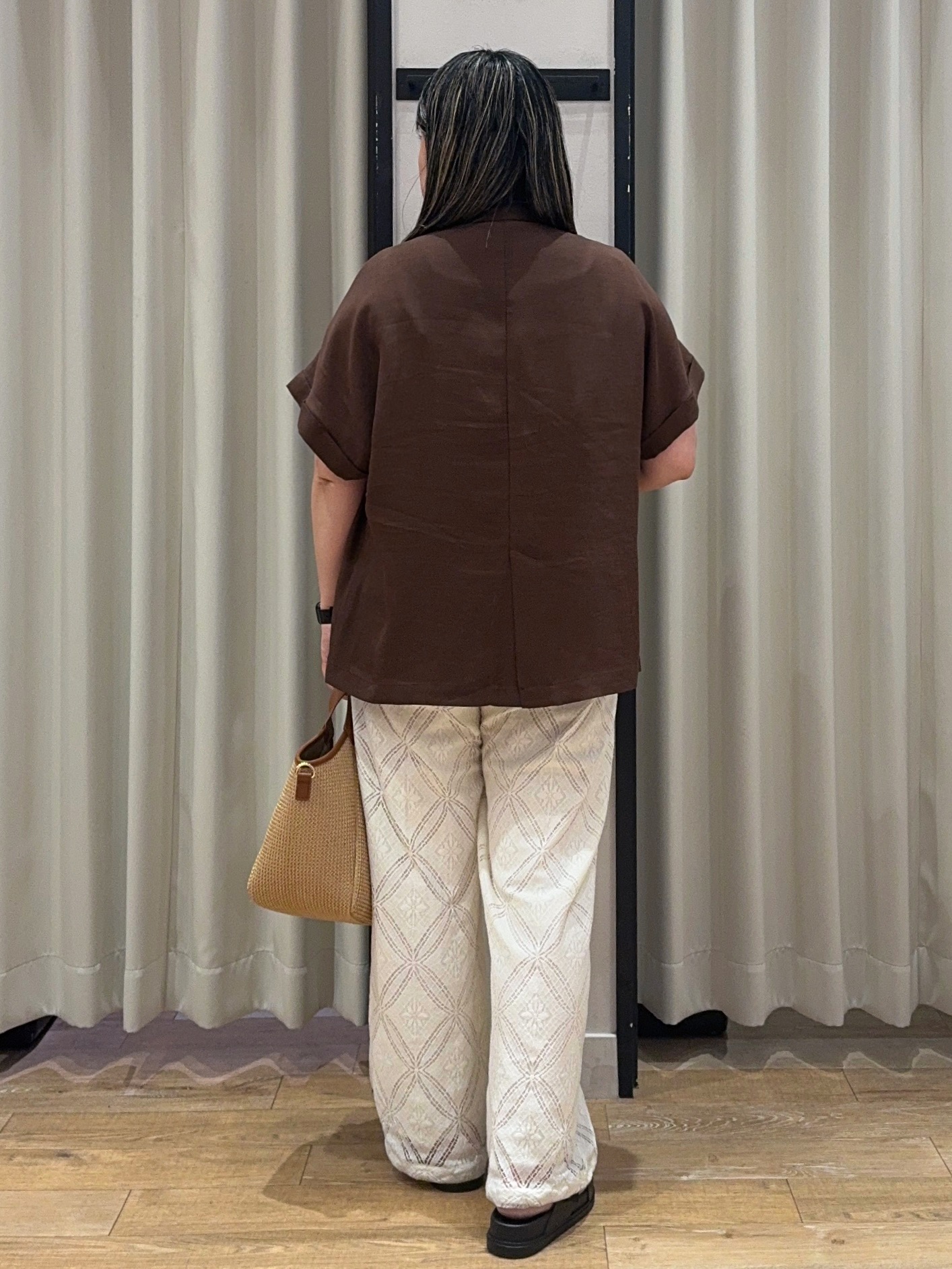 SoRAoさんの「grove｜【洗濯機OK・ひんやり/SETUP可】シワになりにくいハーフスリーブジャケット」を使ったコーディネート