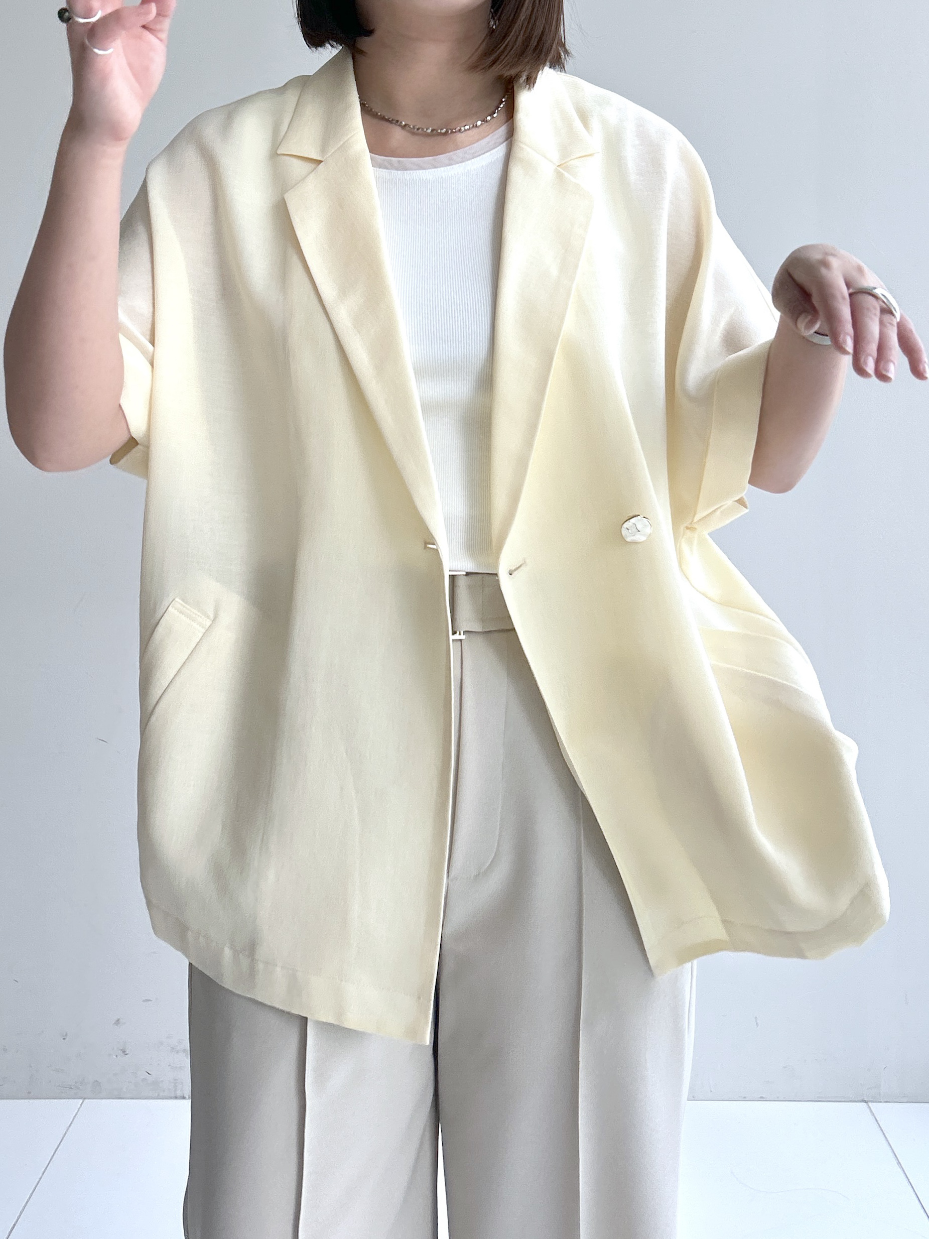 Hirokaさんの「grove｜【洗濯機OK・ひんやり/SETUP可】シワになりにくいハーフスリーブジャケット」を使ったコーディネート