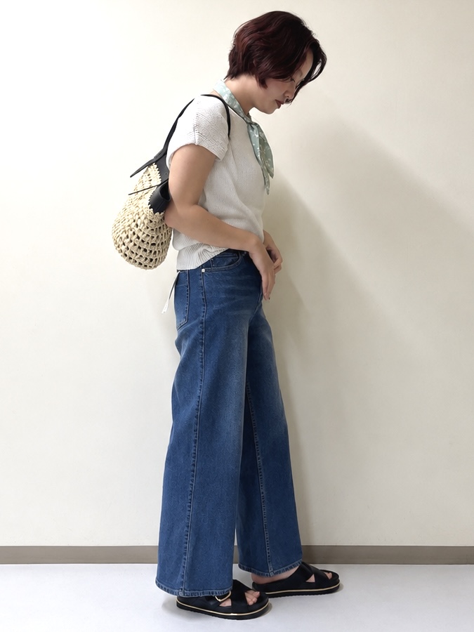 ねぎまさんの「OPAQUE.CLIP｜ラメメッシュ フレンチスリーブニット【洗濯機OK】」を使ったコーディネート