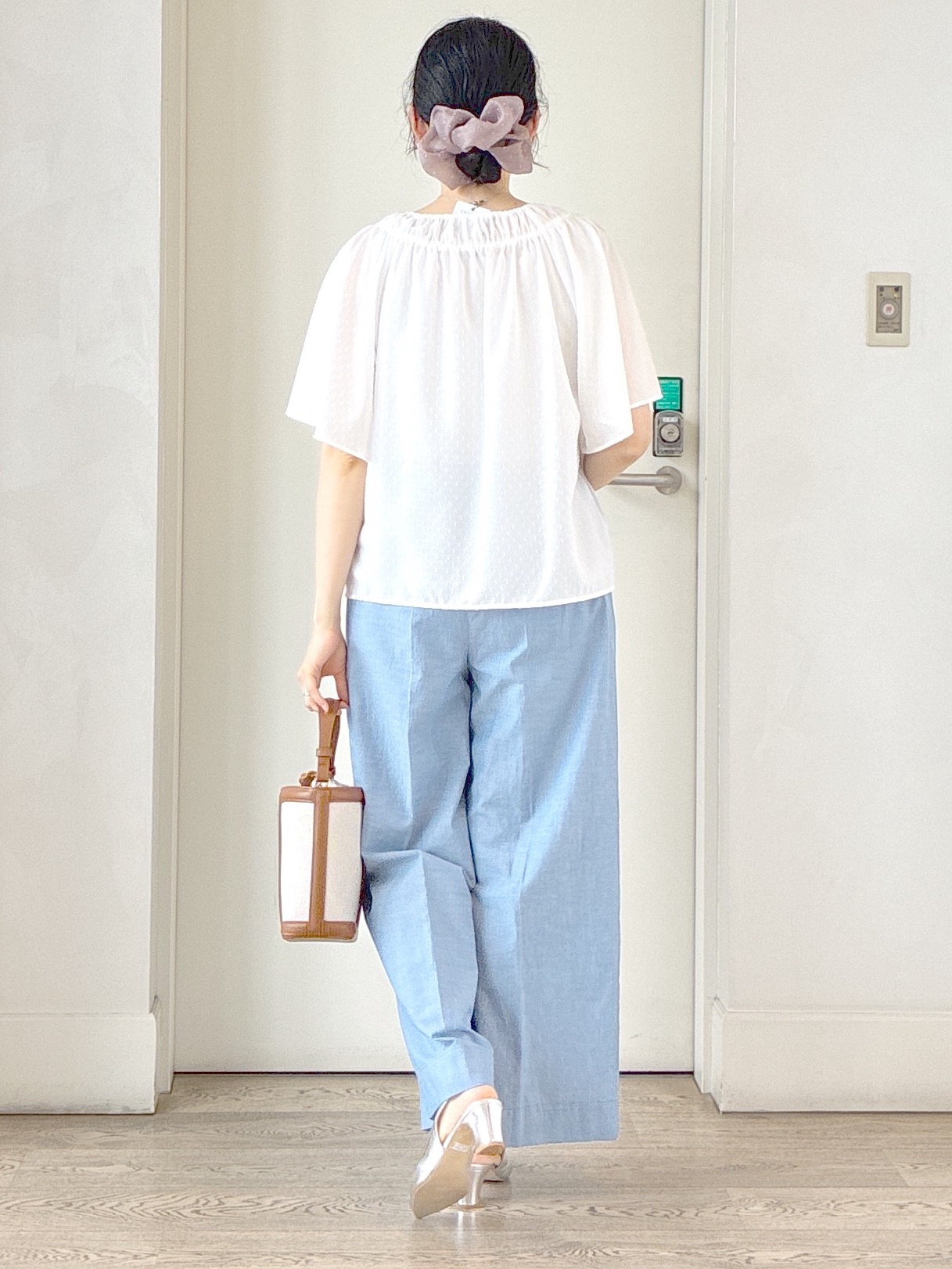  beni_gingerさんの「Reflect｜ネックギャザーデザインブラウス」を使ったコーディネート