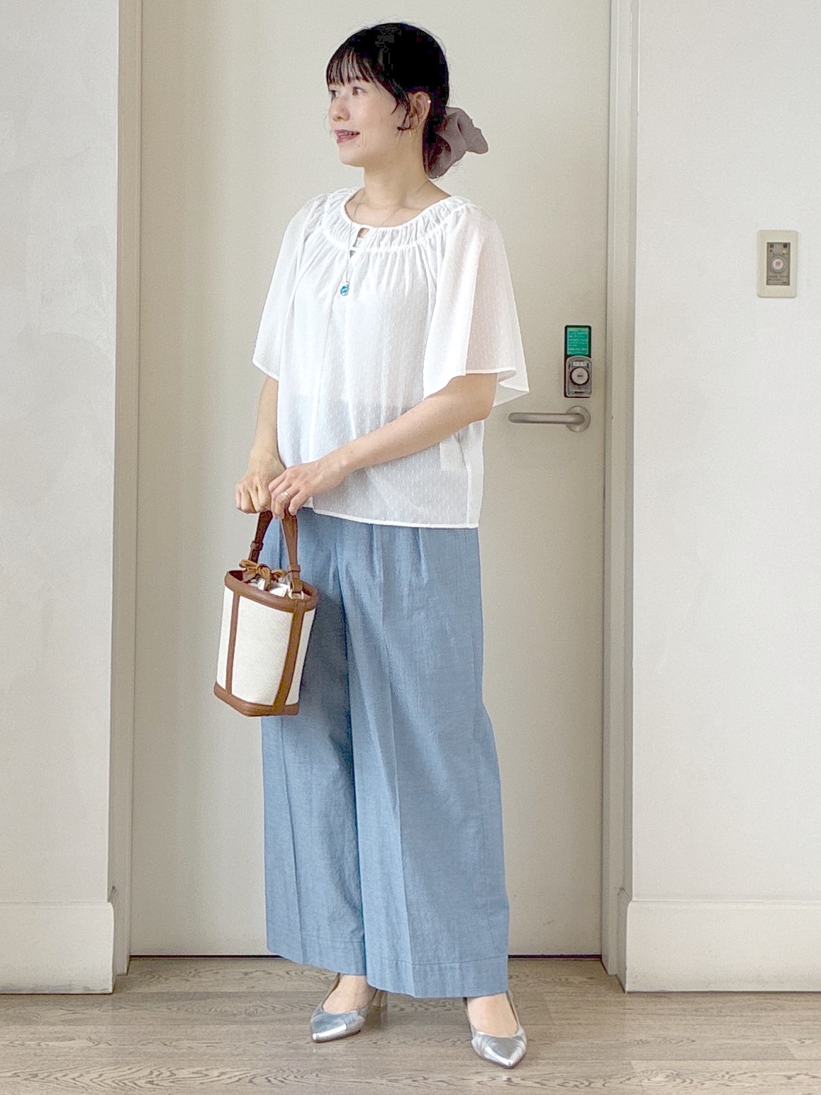  beni_gingerさんの「Reflect｜ネックギャザーデザインブラウス」を使ったコーディネート